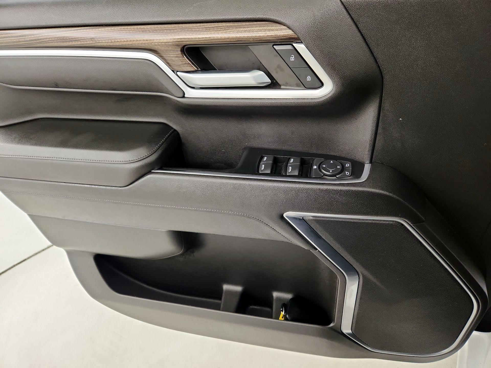 Thumbnail: 2022 Chevrolet Silverado 1500 - 12