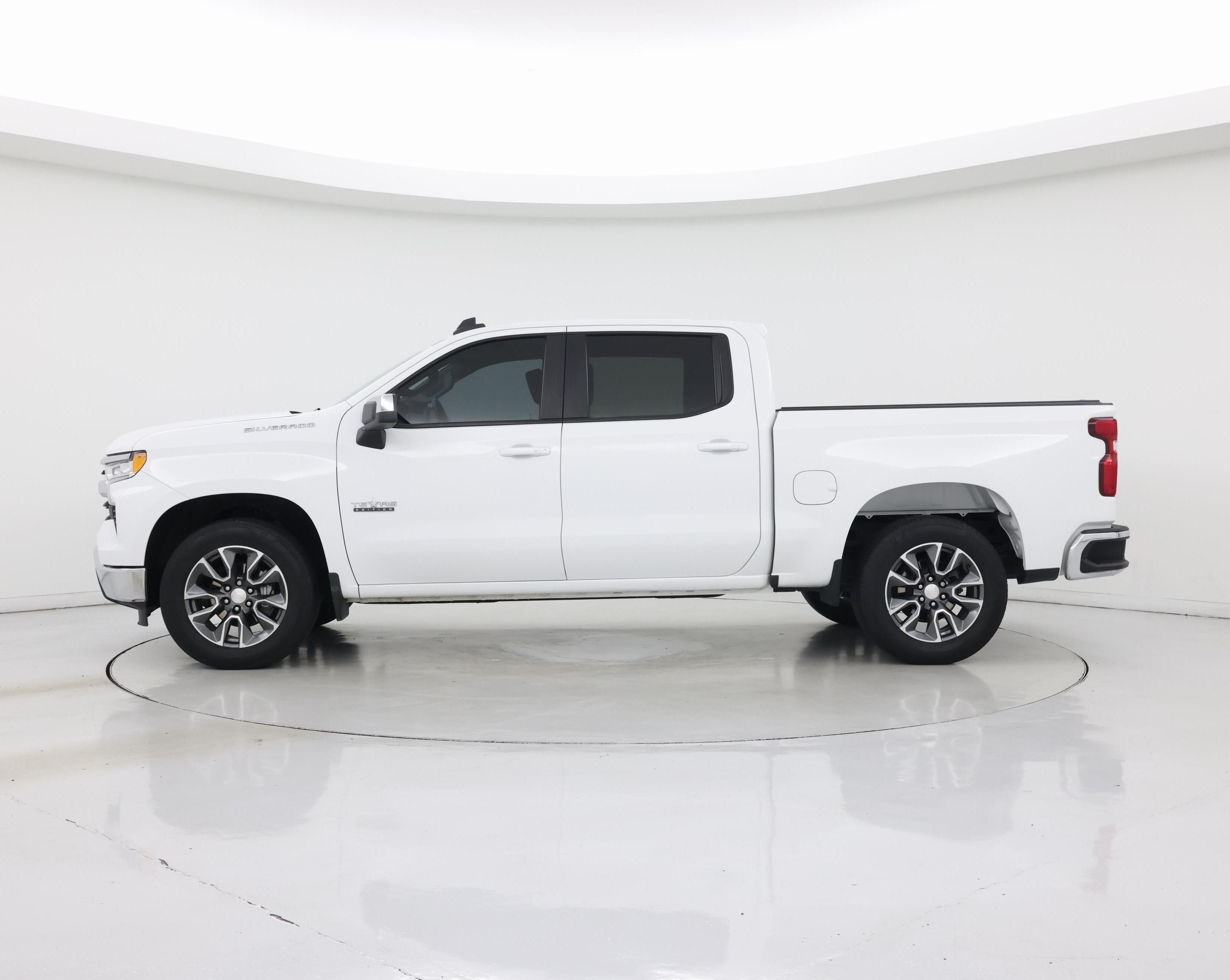 Thumbnail: 2022 Chevrolet Silverado 1500 - 3