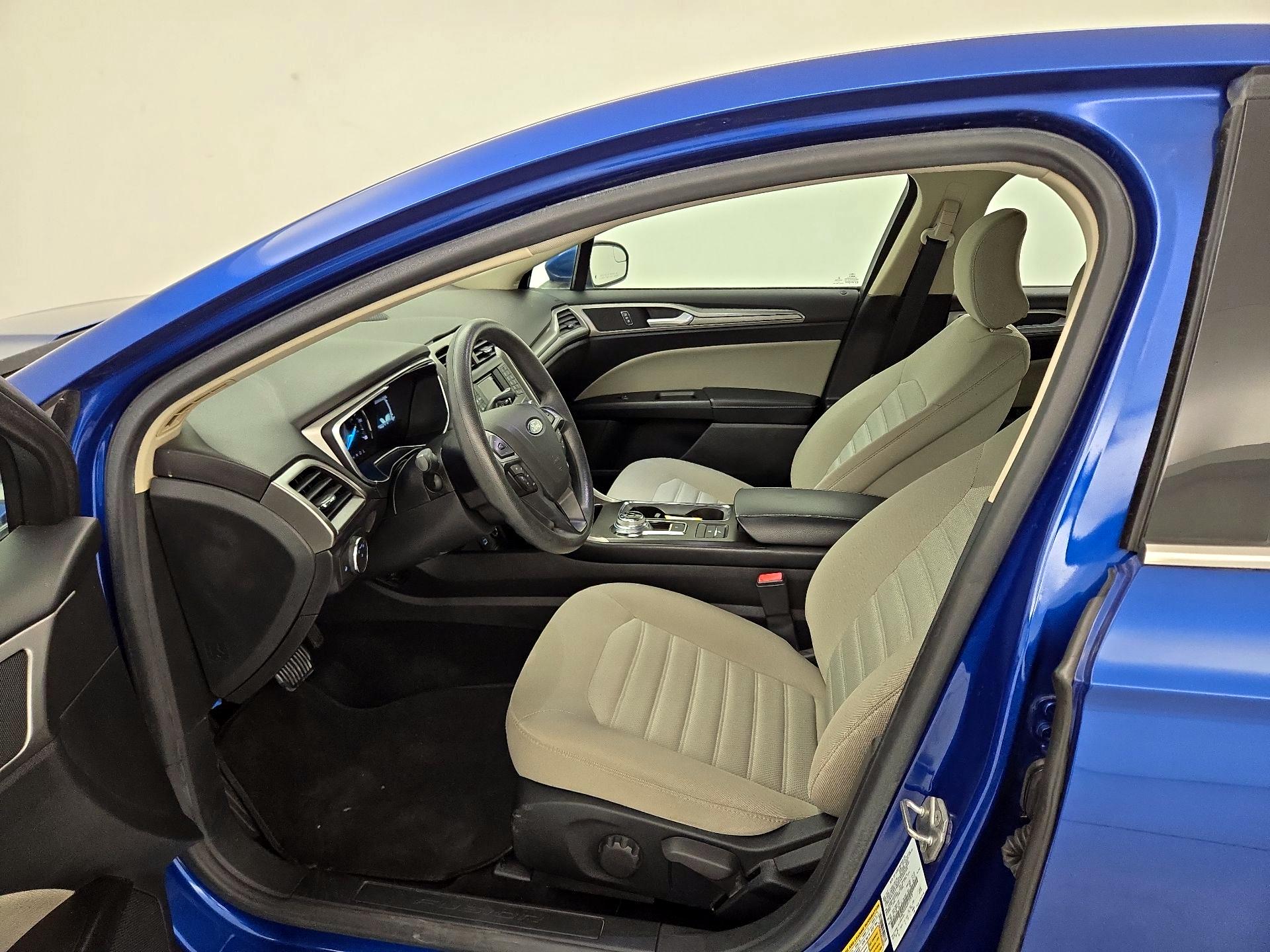 Thumbnail: 2018 Ford Fusion - 11