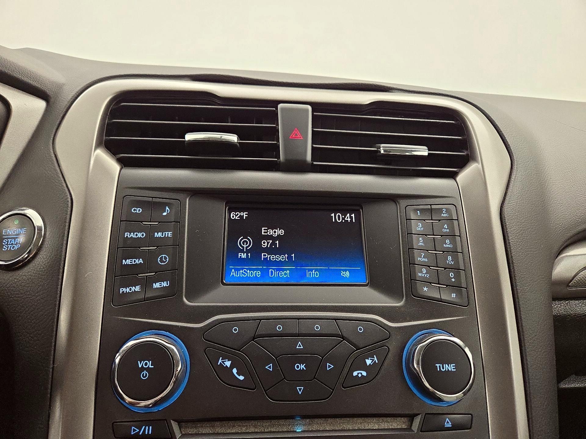 Thumbnail: 2018 Ford Fusion - 15