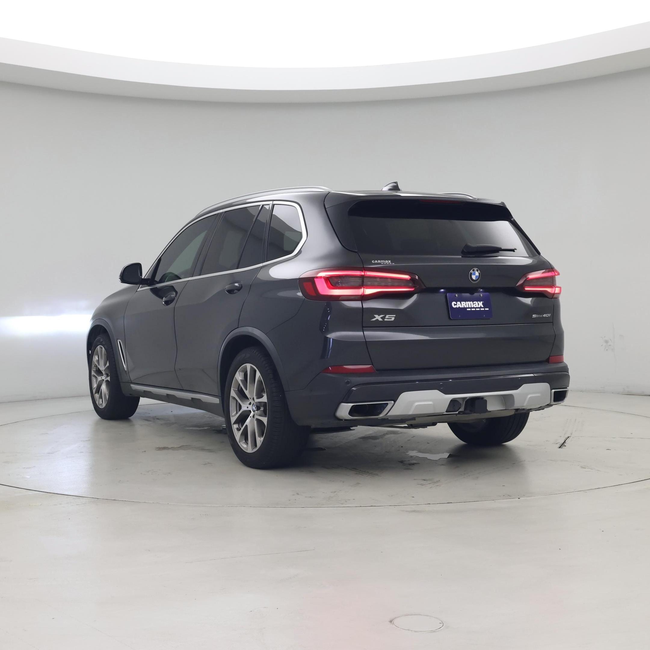 Thumbnail: 2021 BMW X5 - 2