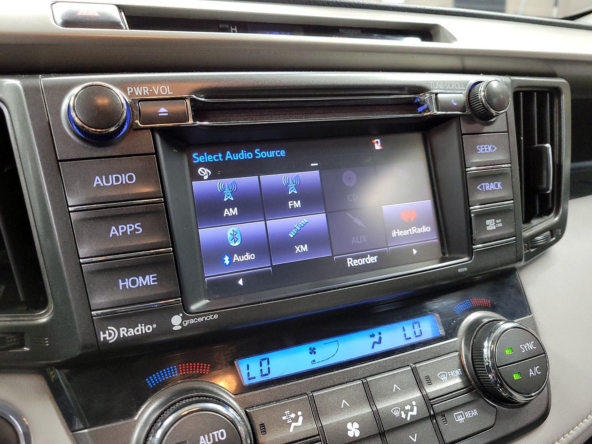 Thumbnail: 2015 Toyota RAV4 - 14