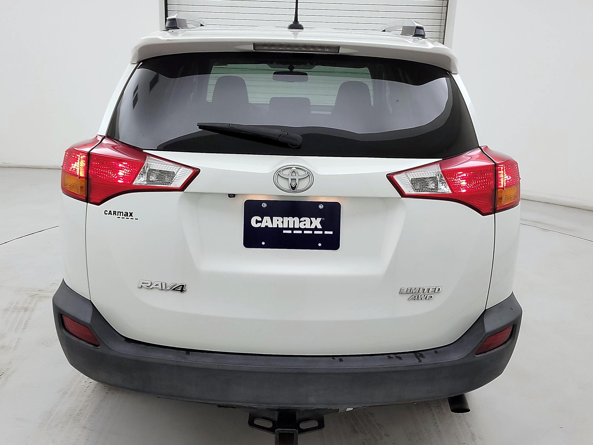 Thumbnail: 2015 Toyota RAV4 - 6