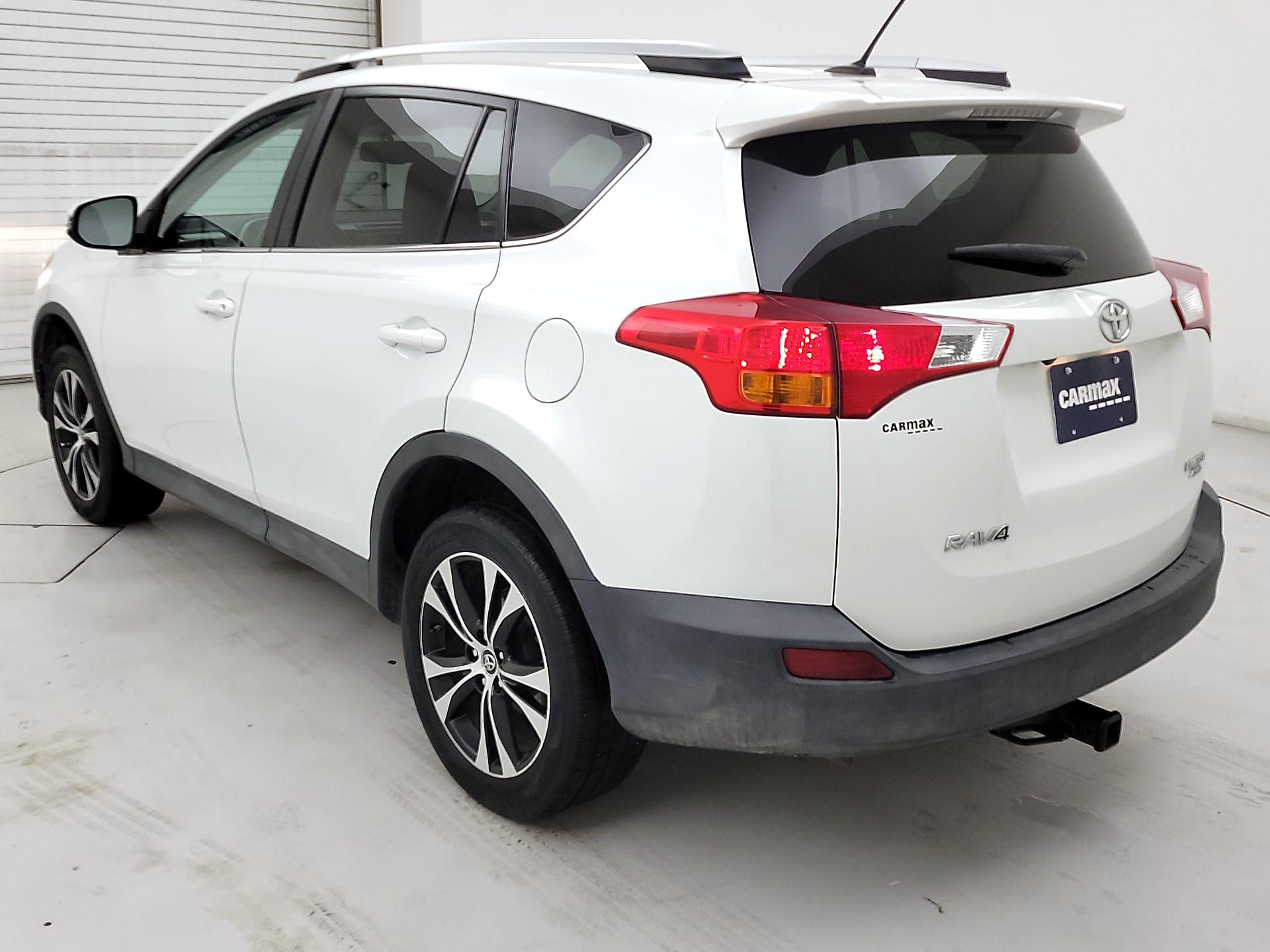 Thumbnail: 2015 Toyota RAV4 - 7