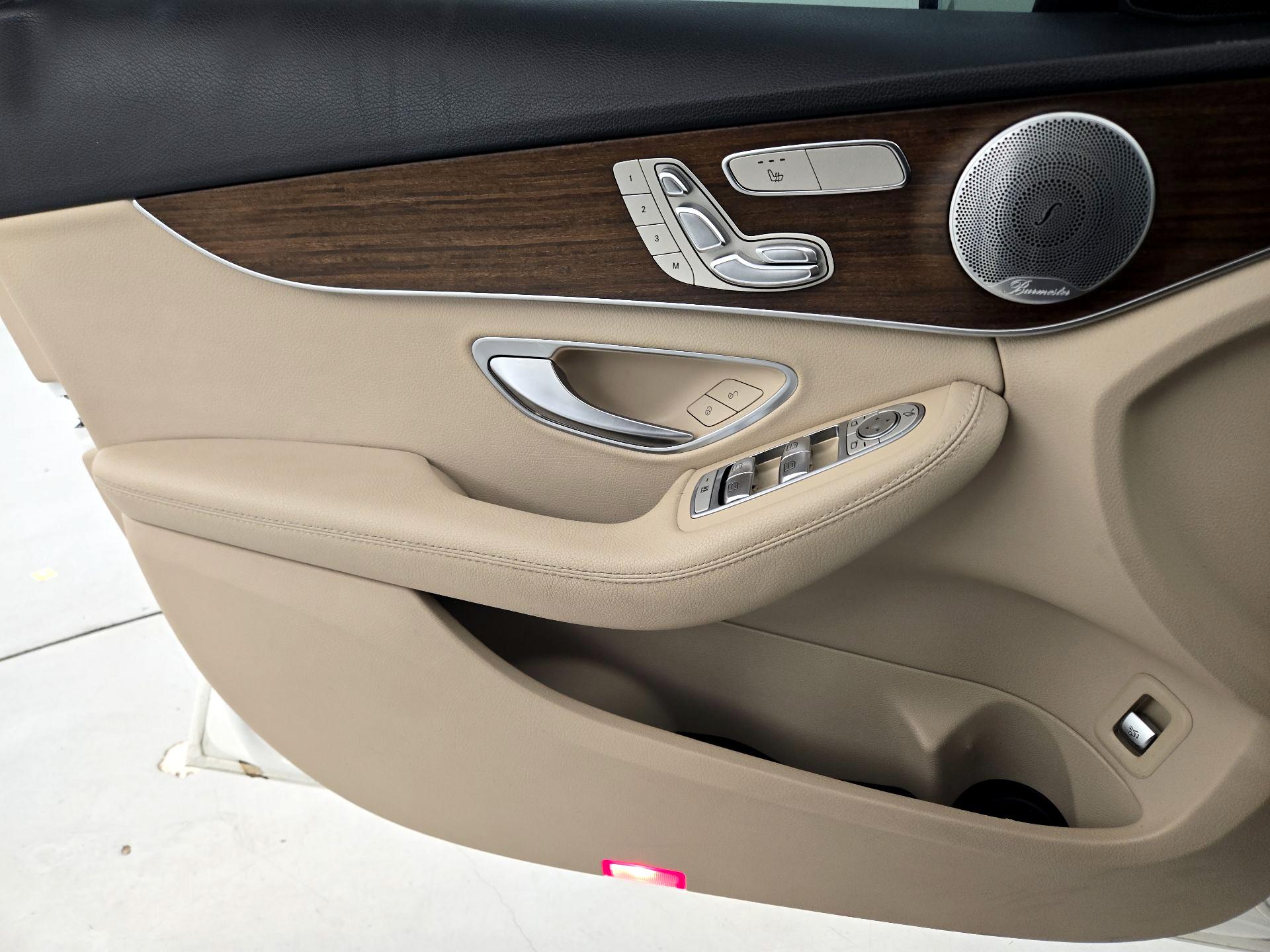 Thumbnail: 2021 Mercedes-Benz C-Class - 12