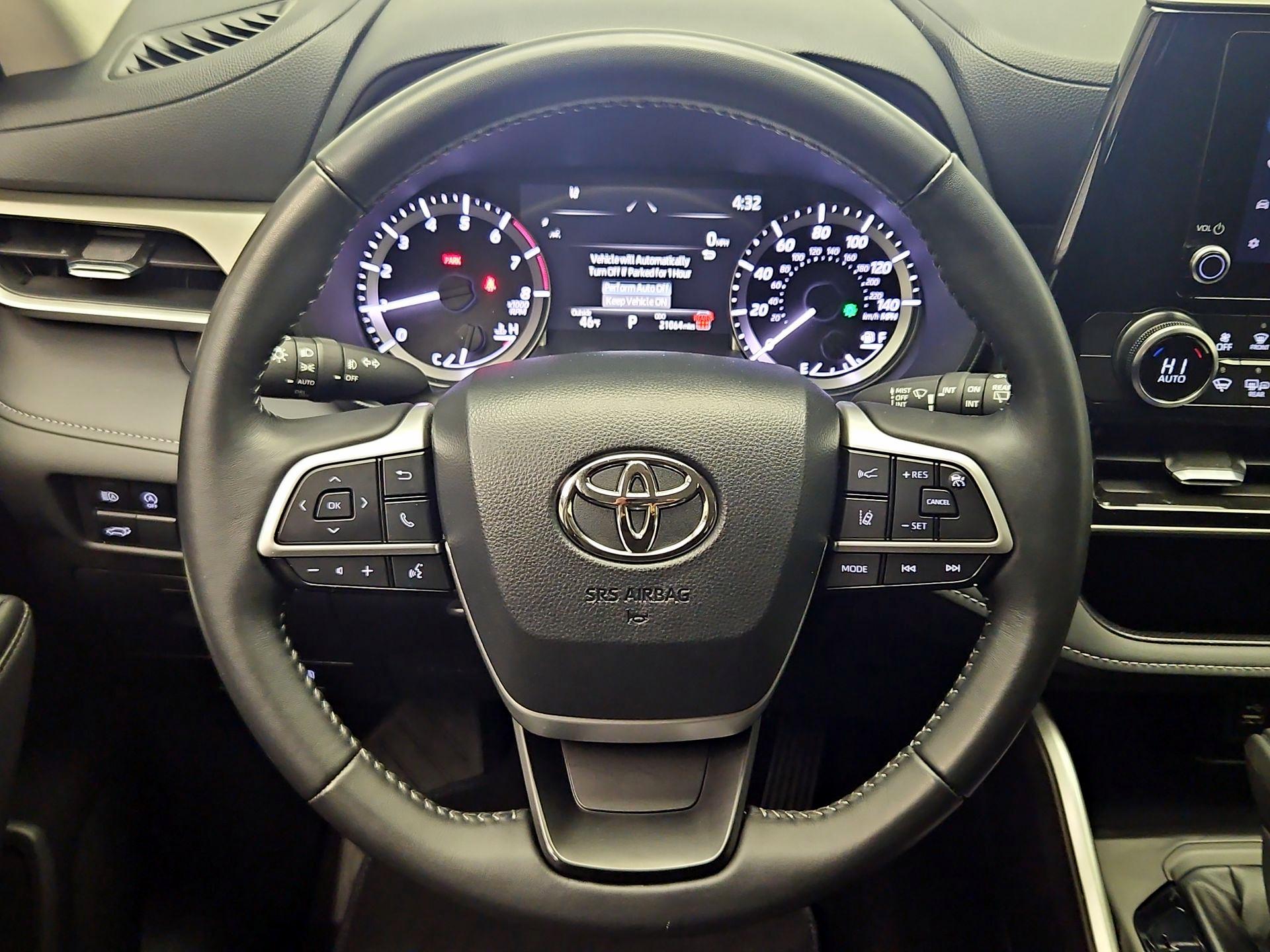 Thumbnail: 2025 Toyota Highlander - 10