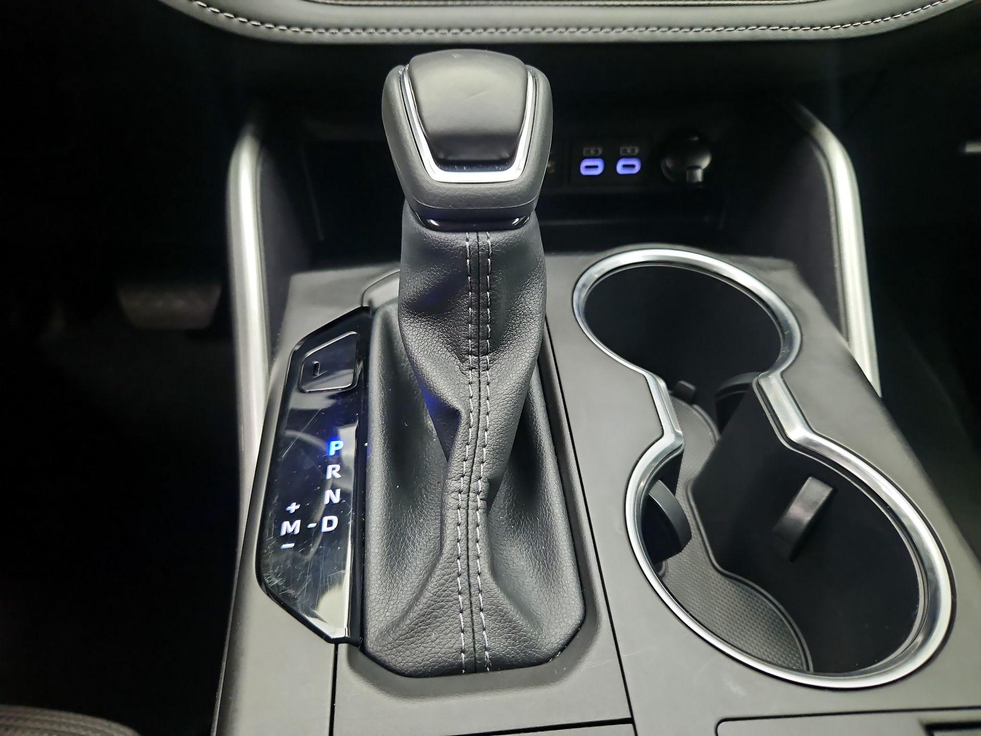 Thumbnail: 2025 Toyota Highlander - 17