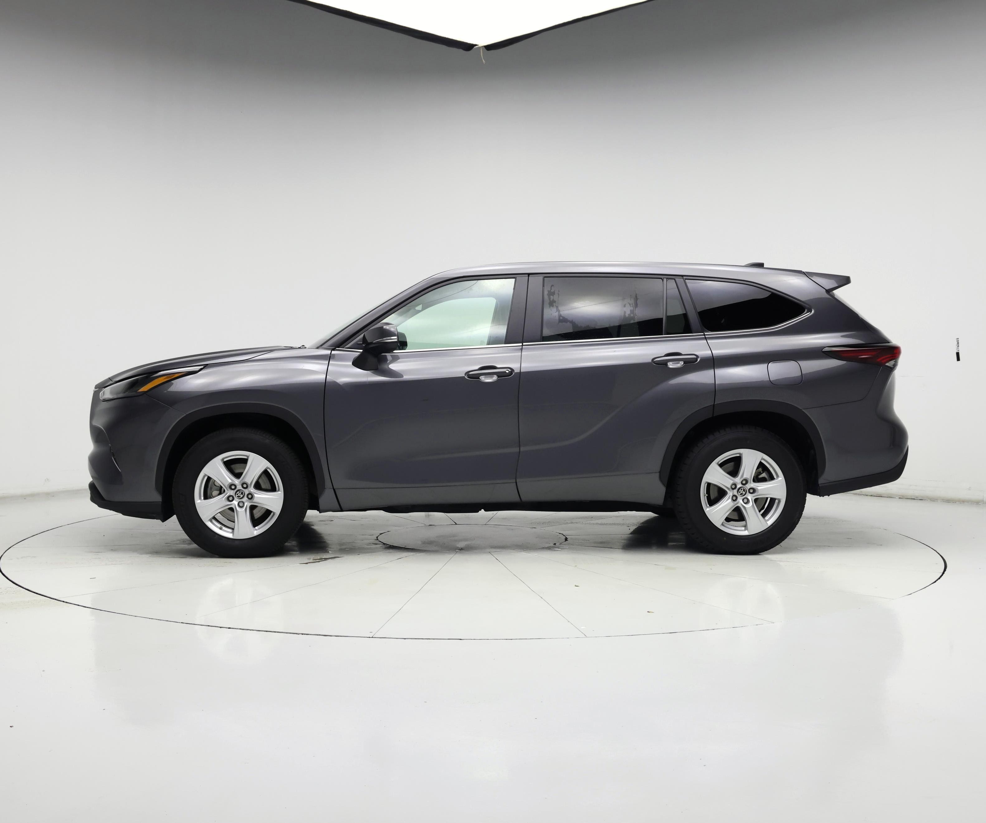 Thumbnail: 2025 Toyota Highlander - 3