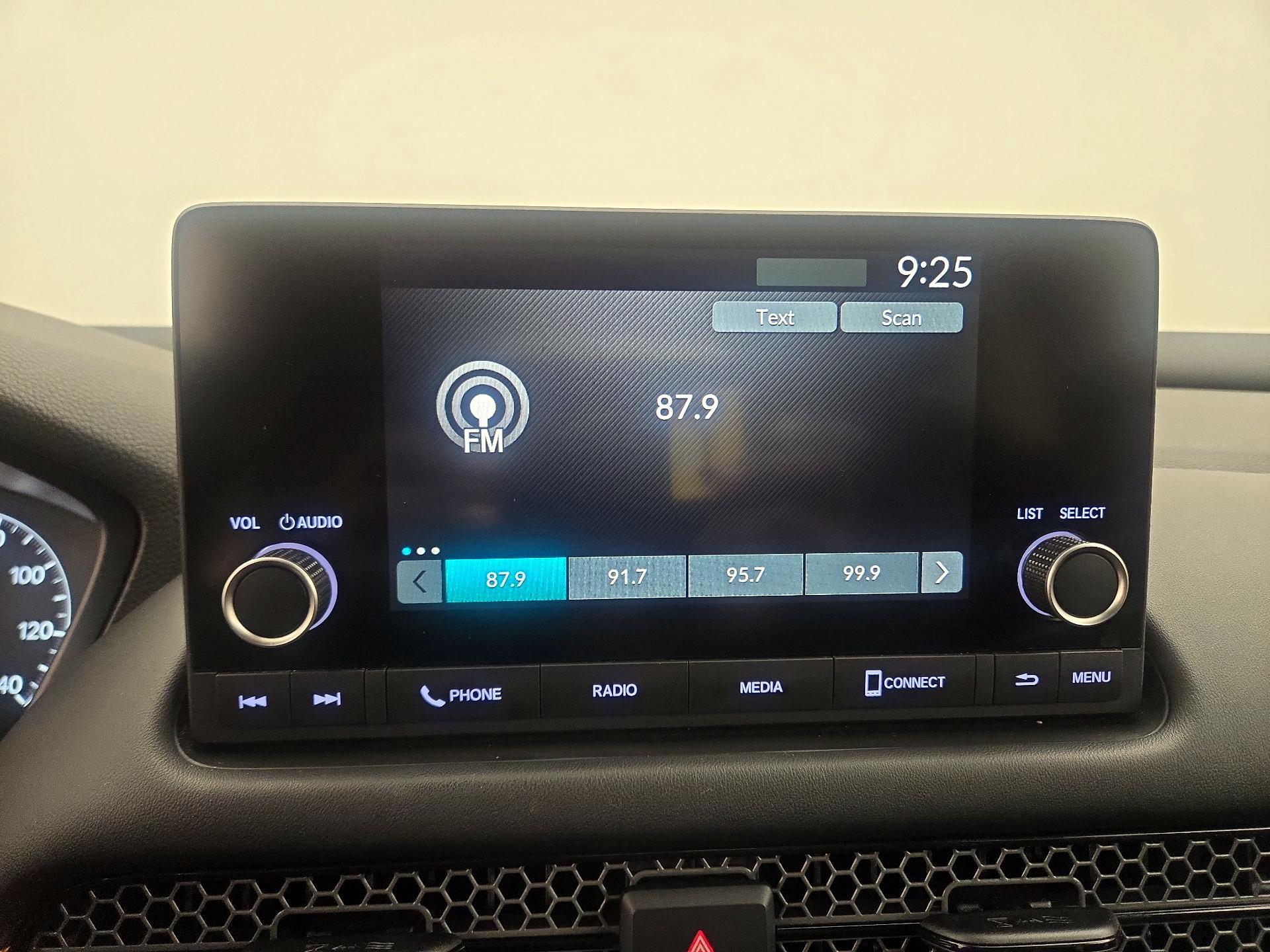 Thumbnail: 2023 Honda HR-V - 15