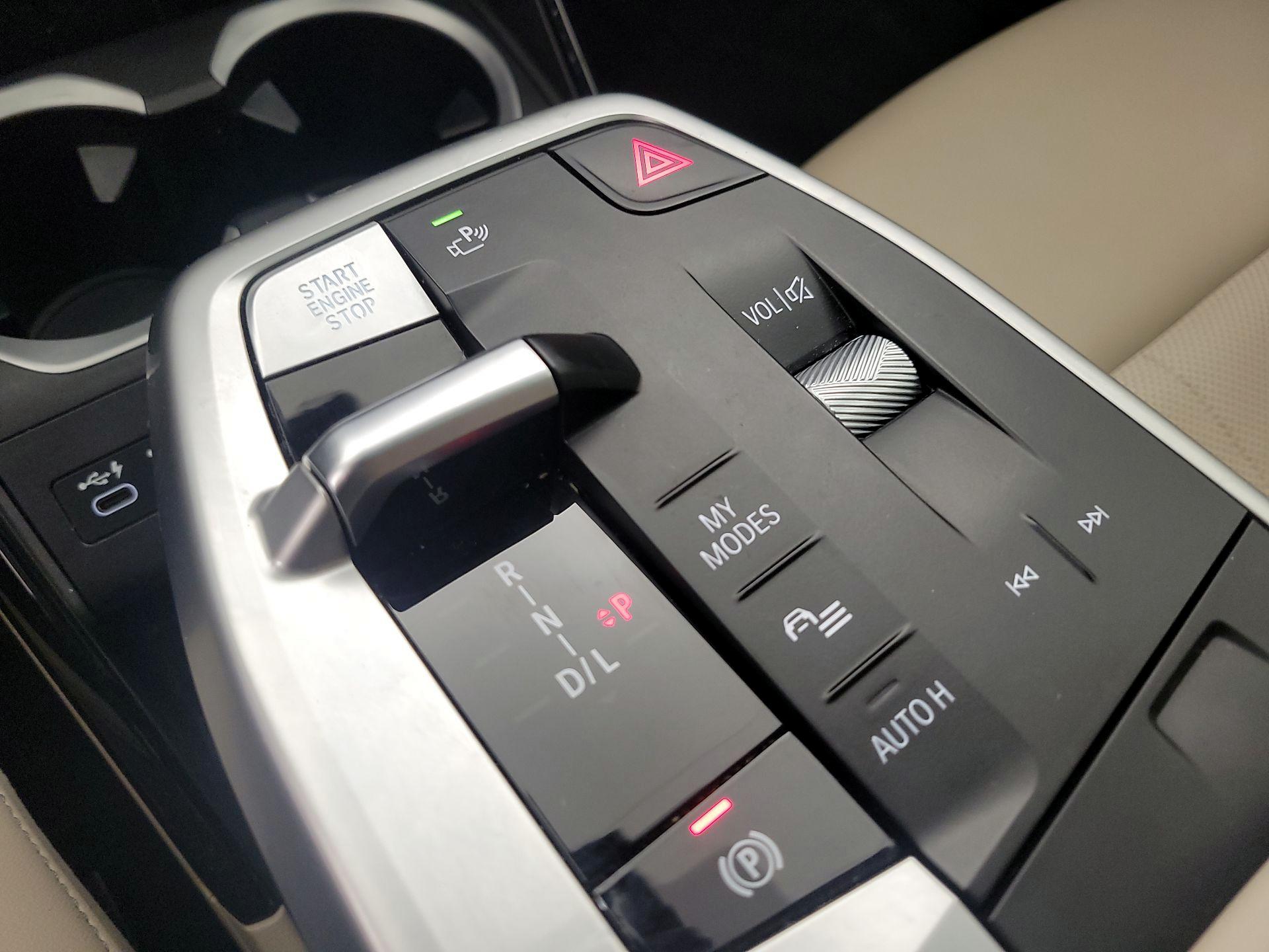 Thumbnail: 2023 BMW X1 - 18