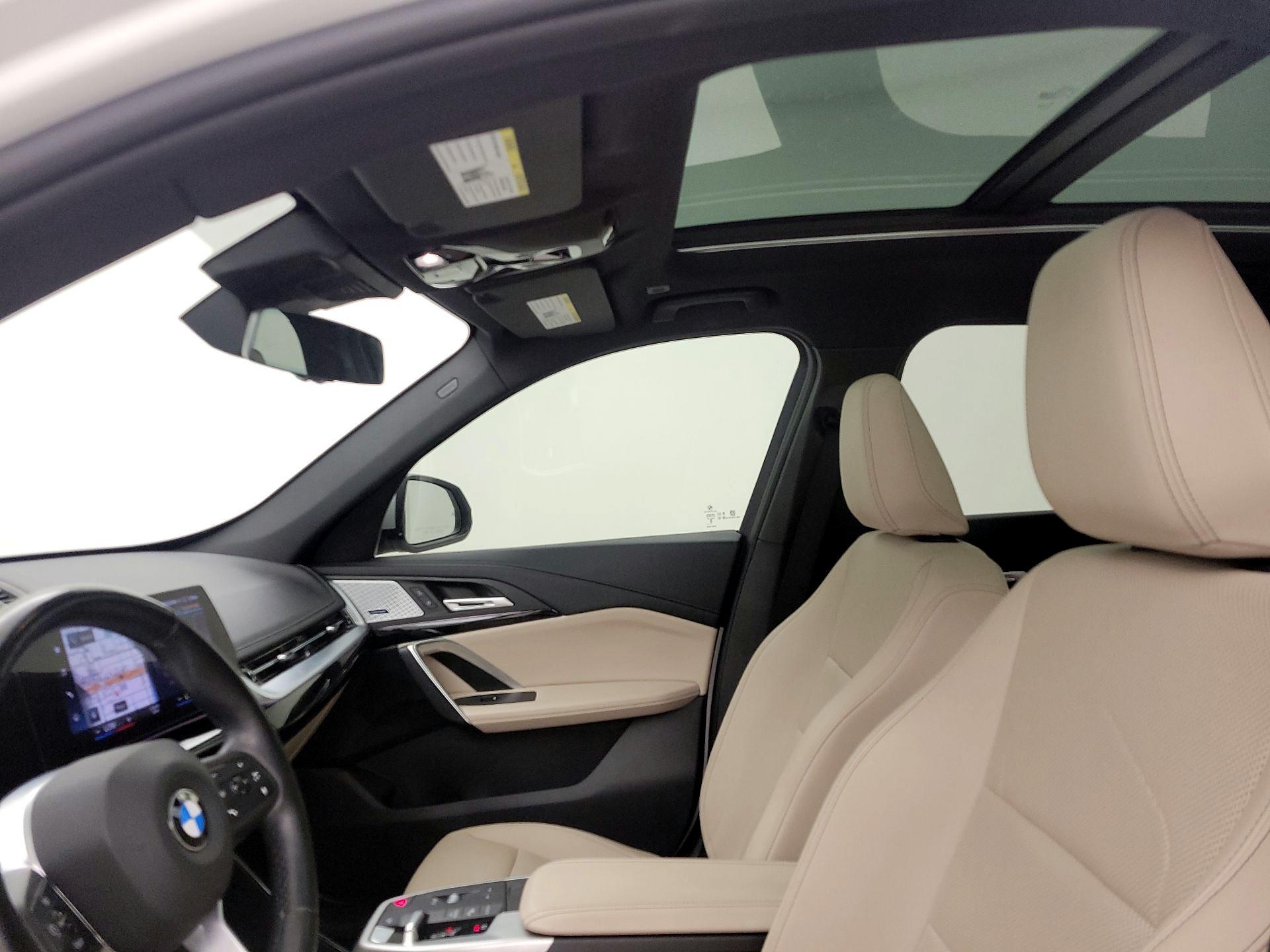 Thumbnail: 2023 BMW X1 - 20