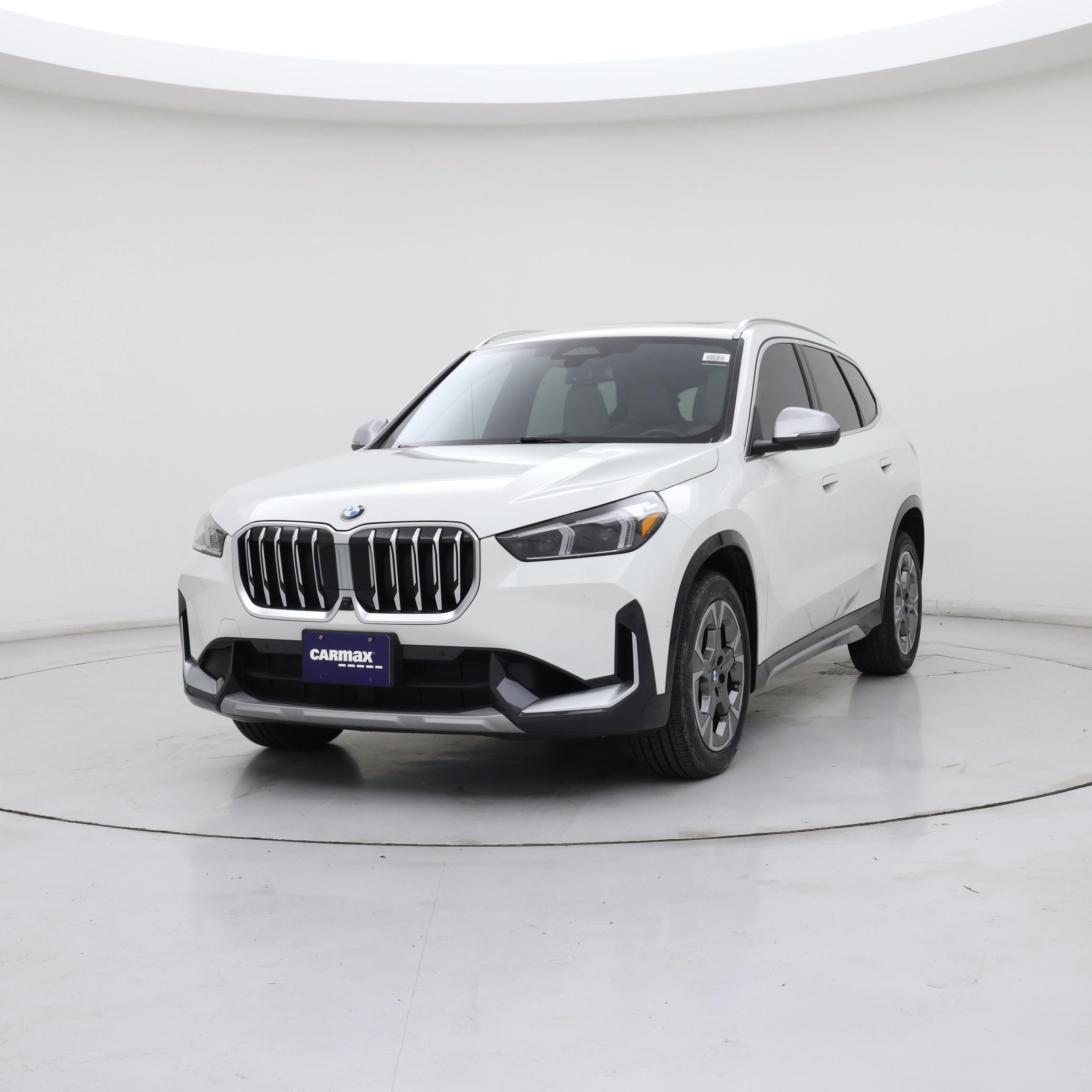Thumbnail: 2023 BMW X1 - 4