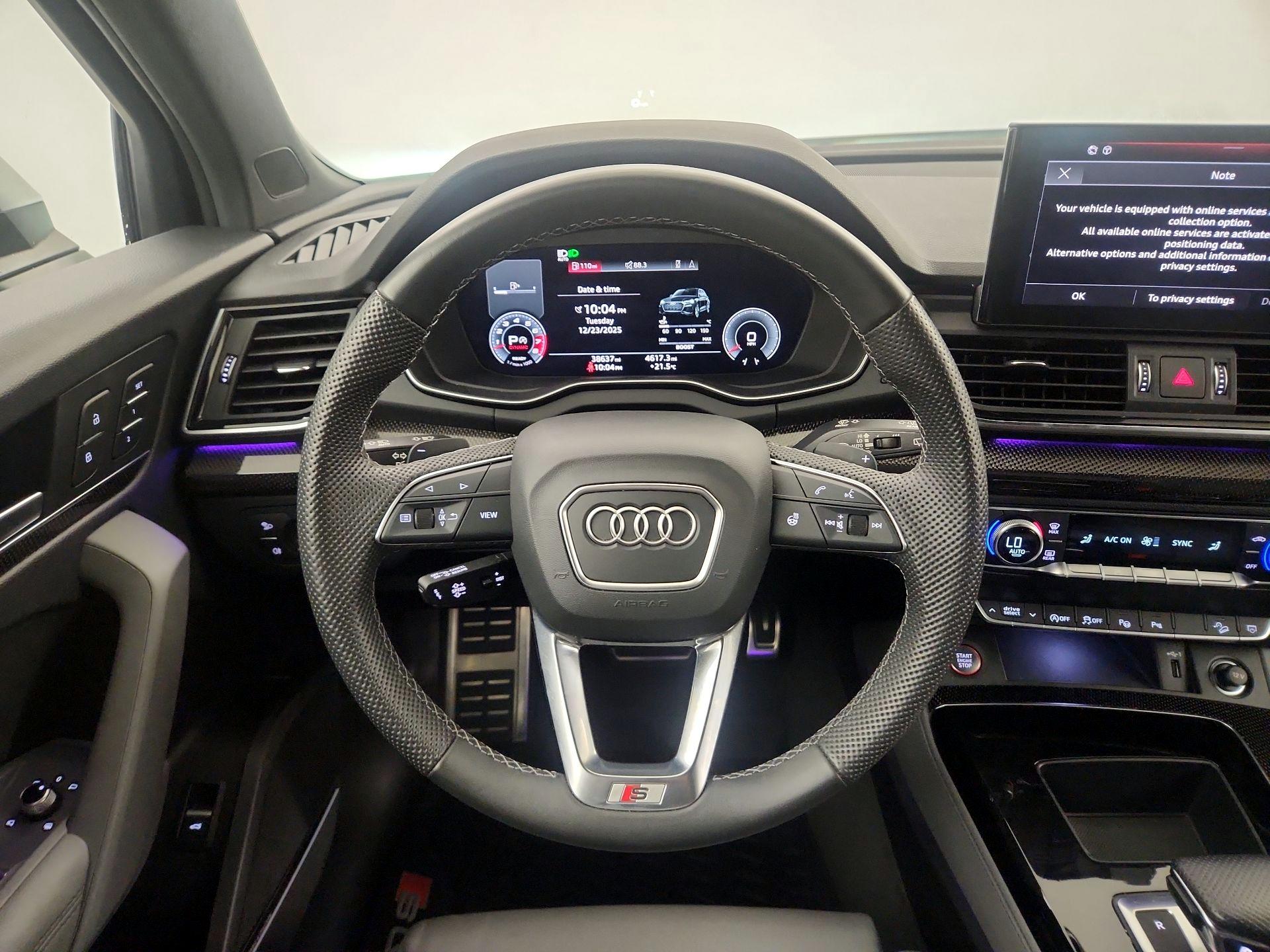 Thumbnail: 2022 Audi SQ5 - 10