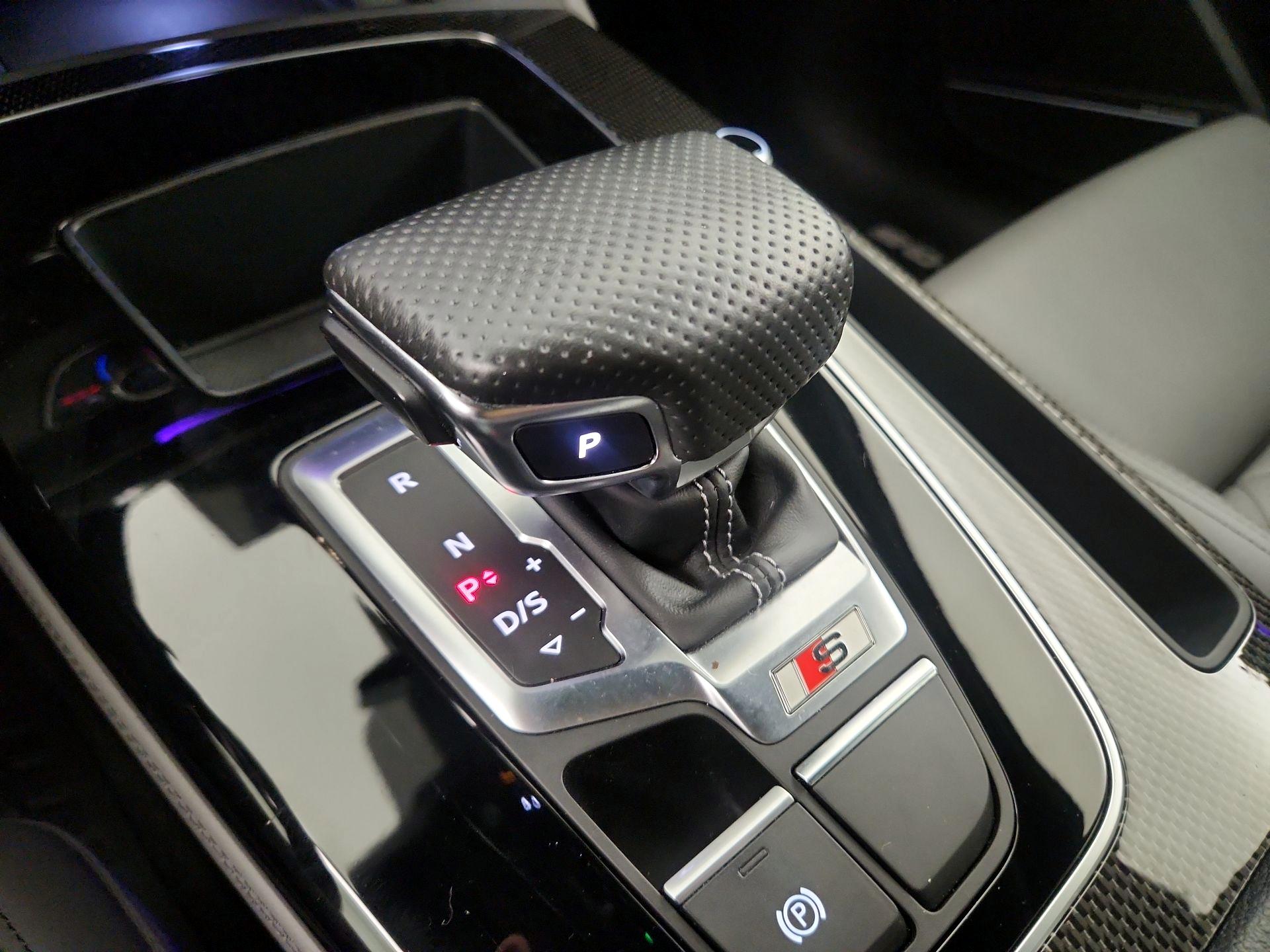 Thumbnail: 2022 Audi SQ5 - 15