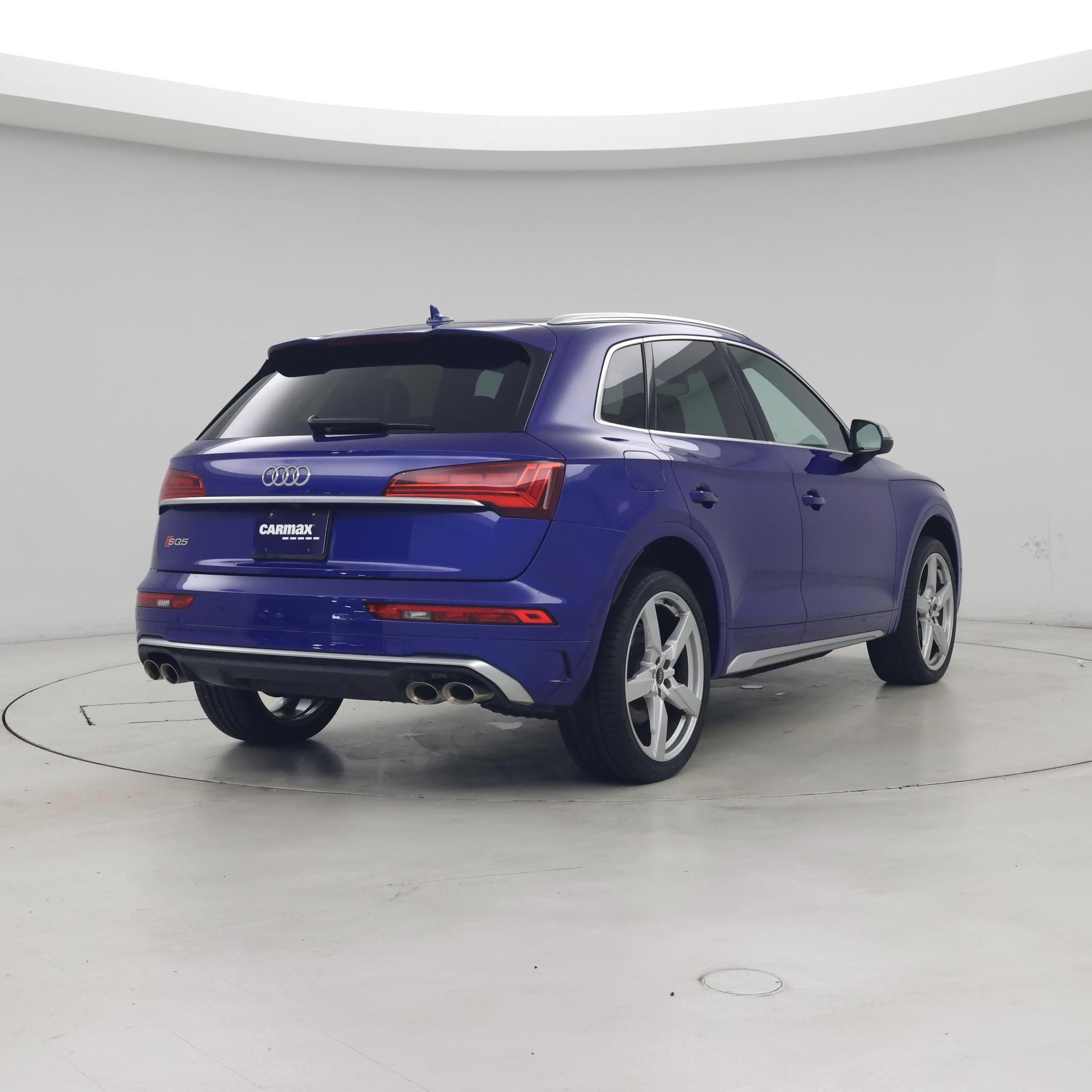 Thumbnail: 2022 Audi SQ5 - 8
