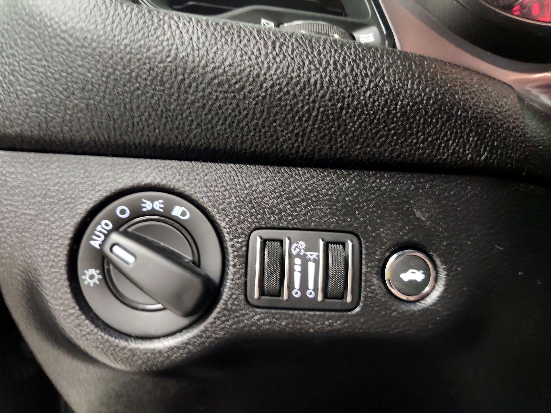 Thumbnail: 2022 Dodge Challenger - 13