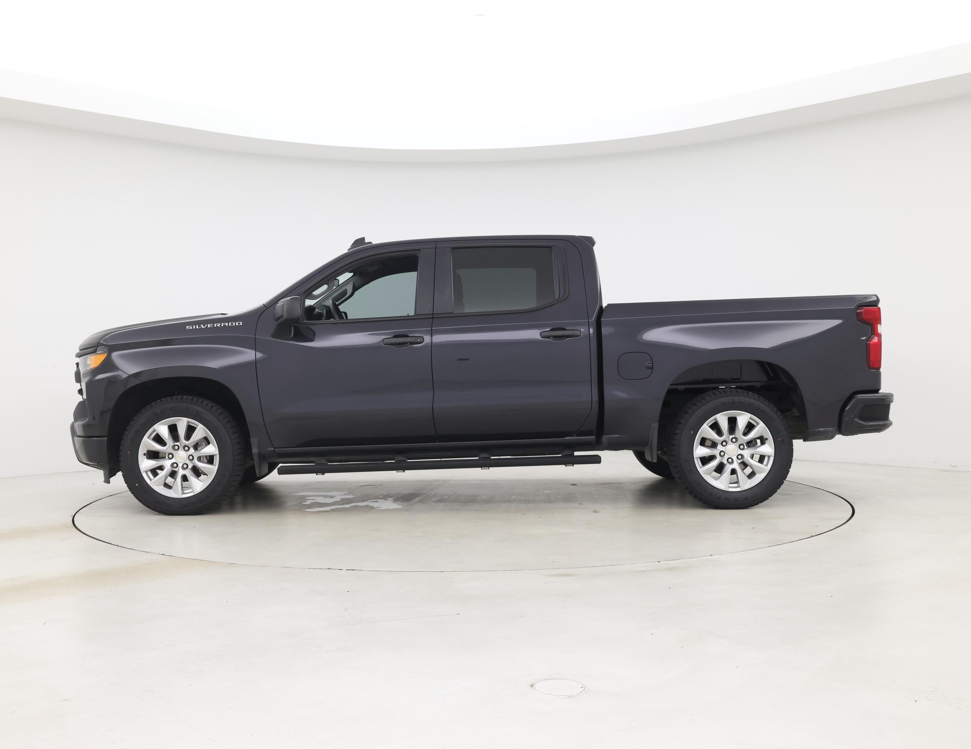 Thumbnail: 2023 Chevrolet Silverado 1500 - 3