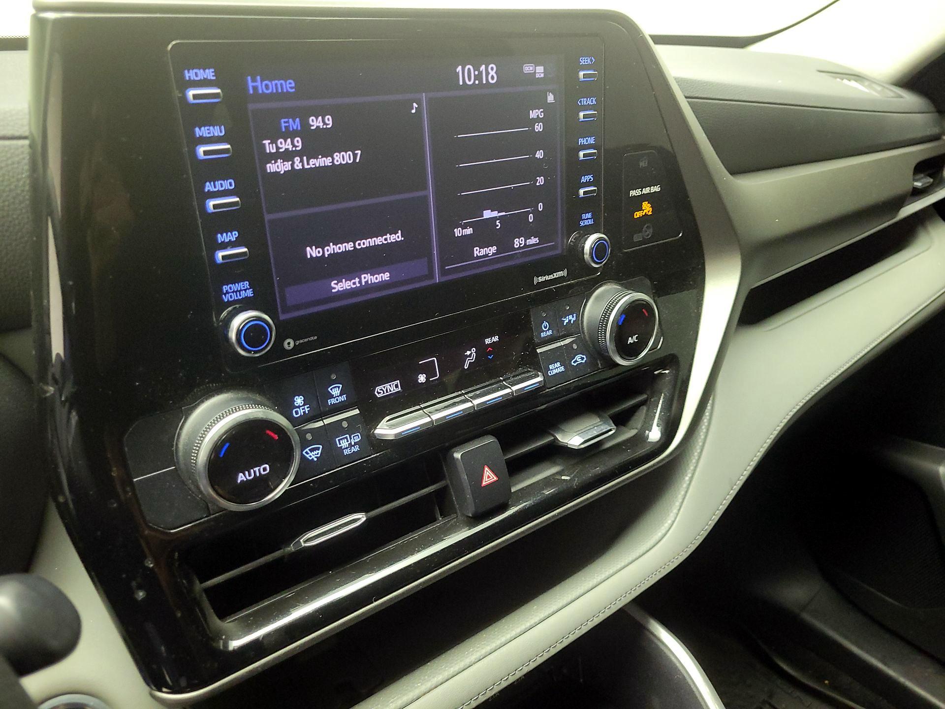 Thumbnail: 2021 Toyota Highlander - 12