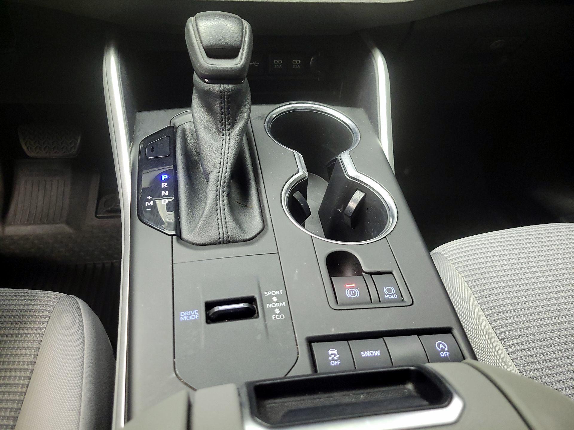 Thumbnail: 2021 Toyota Highlander - 14