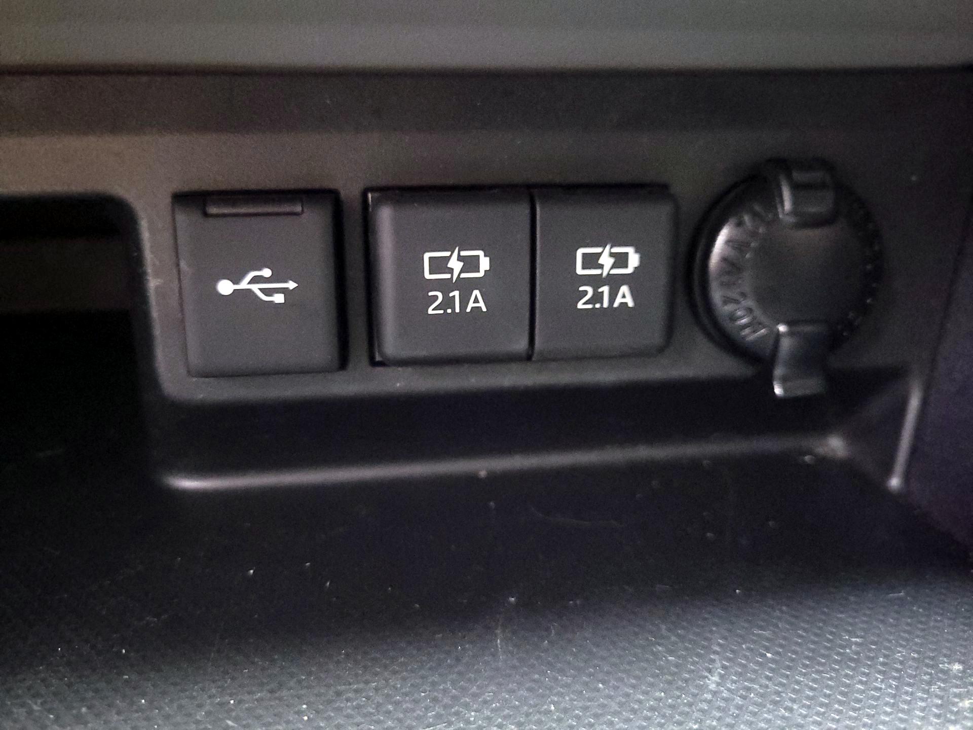 Thumbnail: 2021 Toyota Highlander - 15