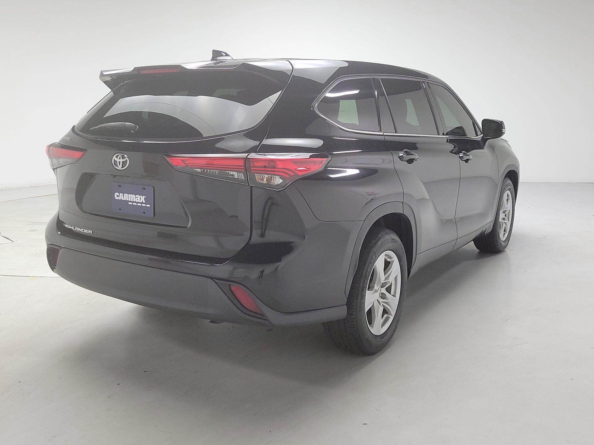 Thumbnail: 2021 Toyota Highlander - 5