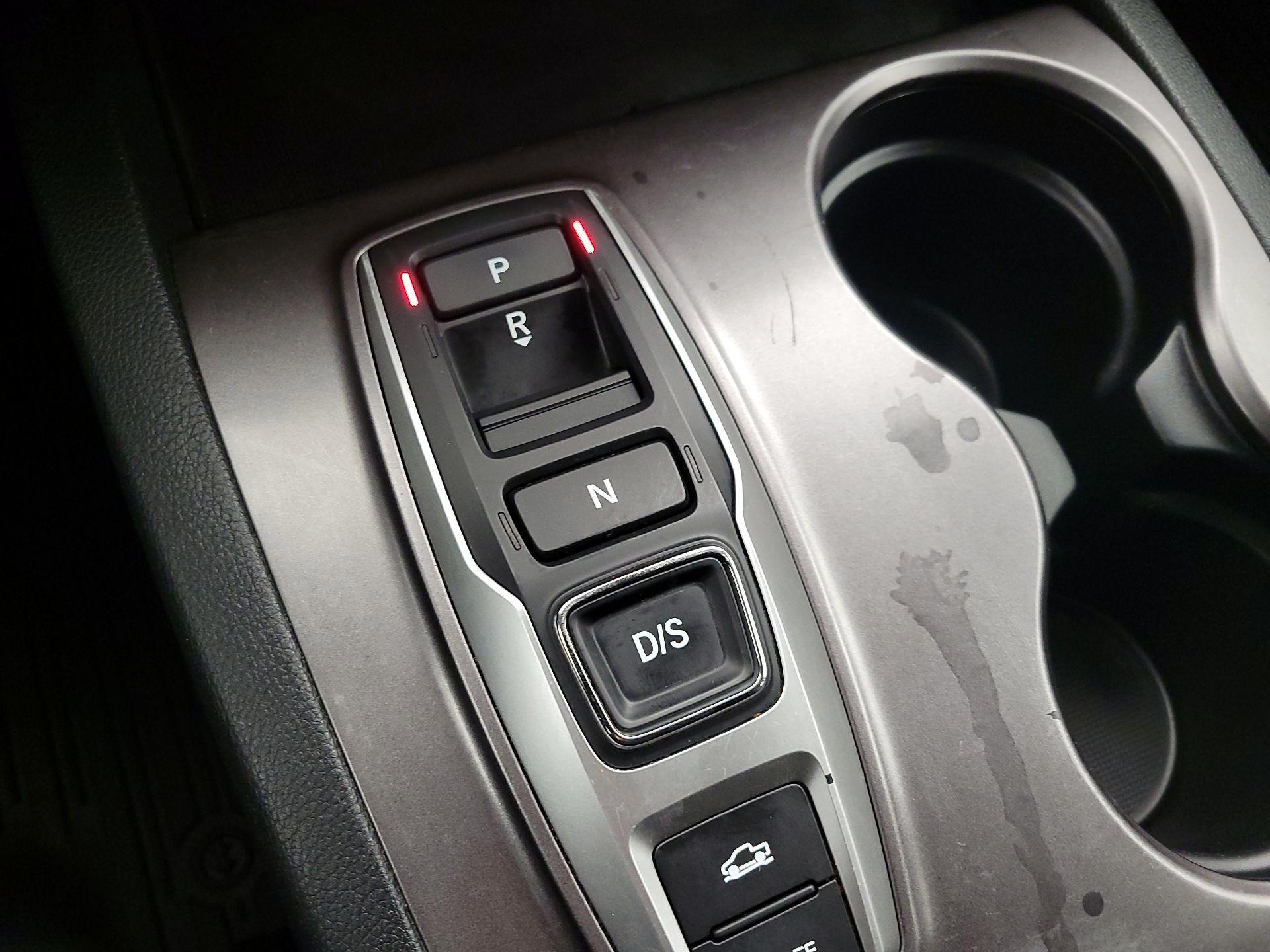 Thumbnail: 2020 Honda Ridgeline - 15