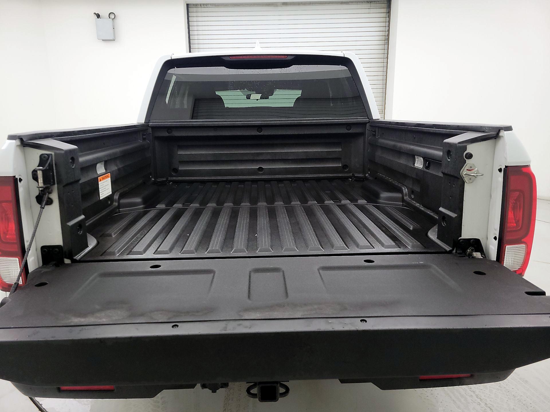 Thumbnail: 2020 Honda Ridgeline - 18