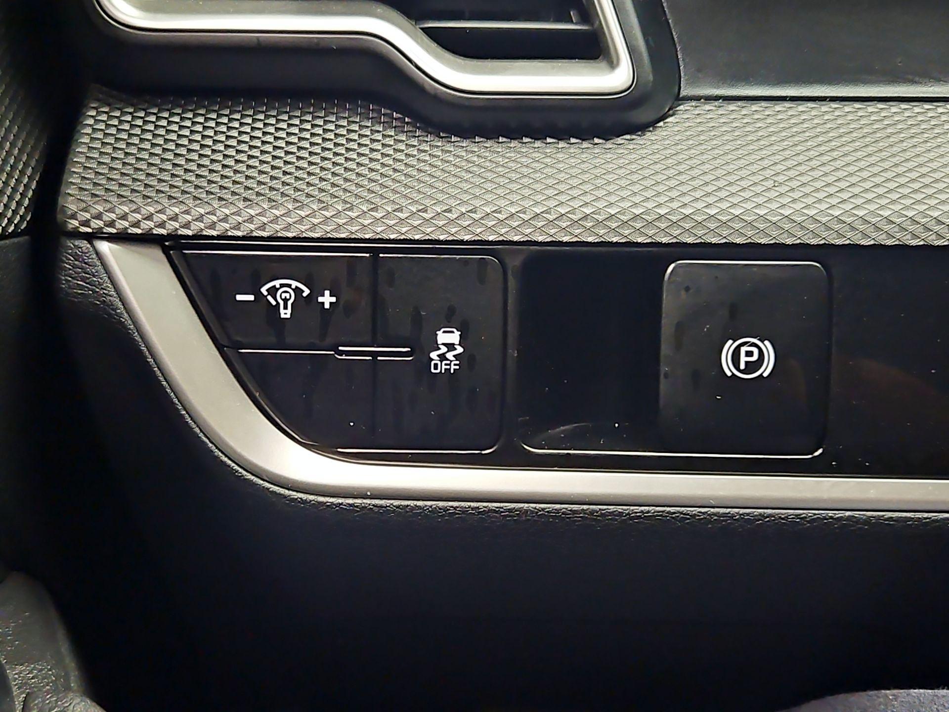 Thumbnail: 2024 Kia Sportage - 13