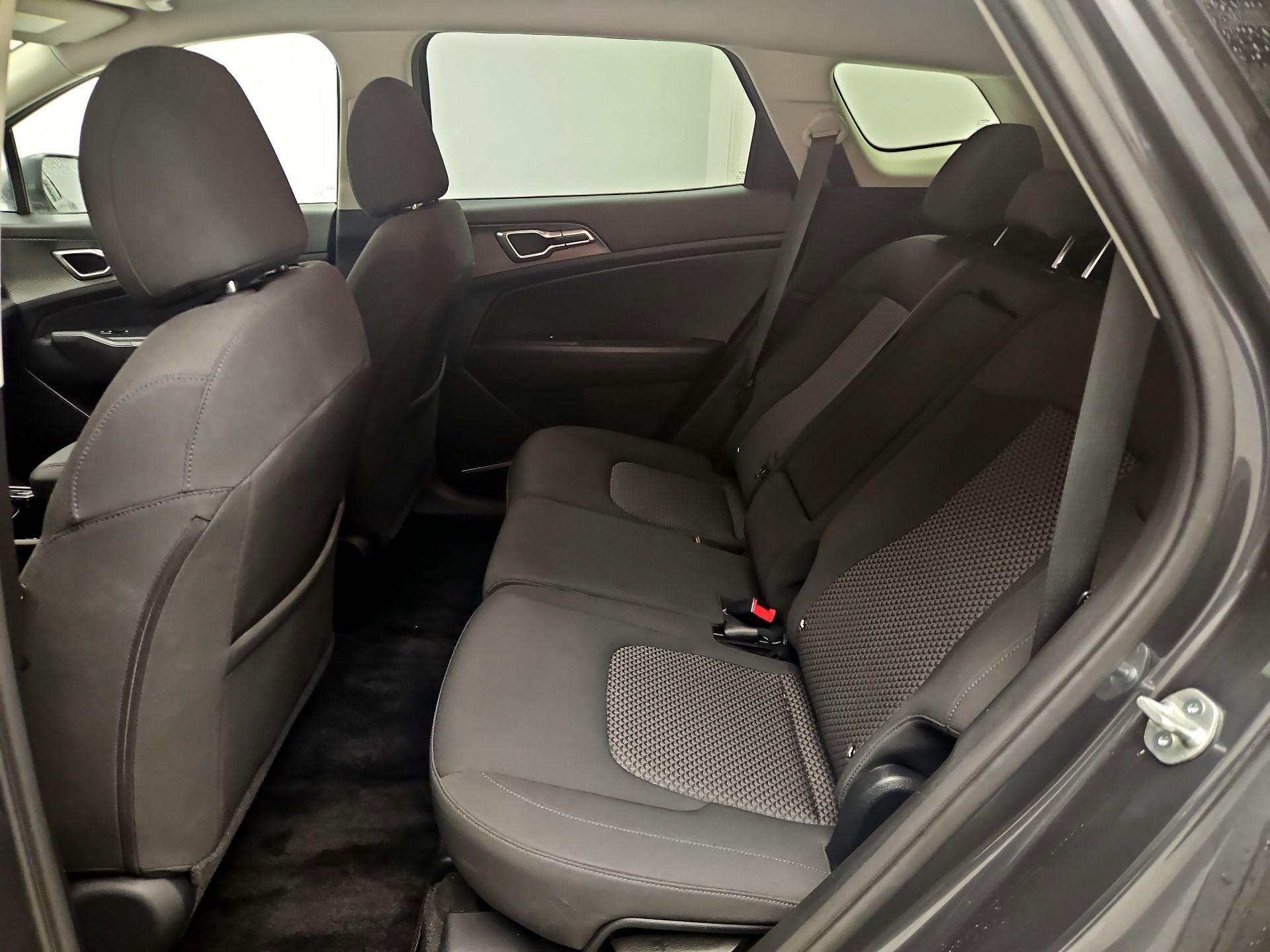 Thumbnail: 2024 Kia Sportage - 19