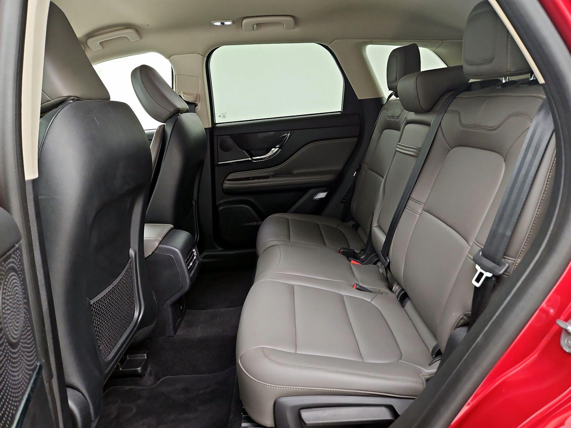 Thumbnail: 2023 Lincoln Corsair - 20