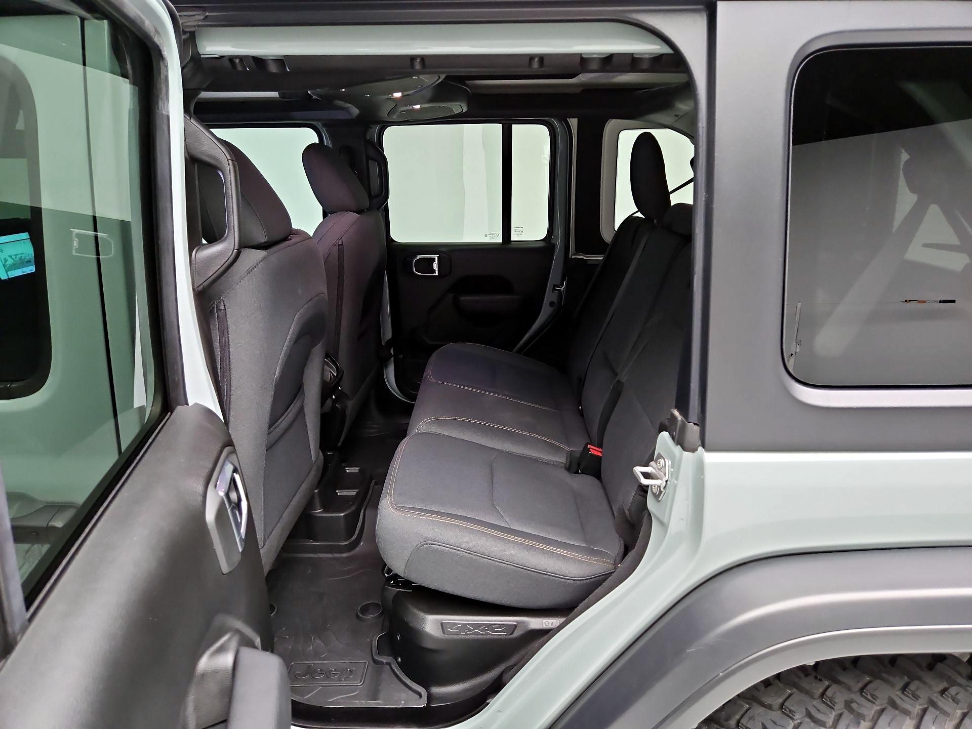 Thumbnail: 2024 Jeep Wrangler - 19