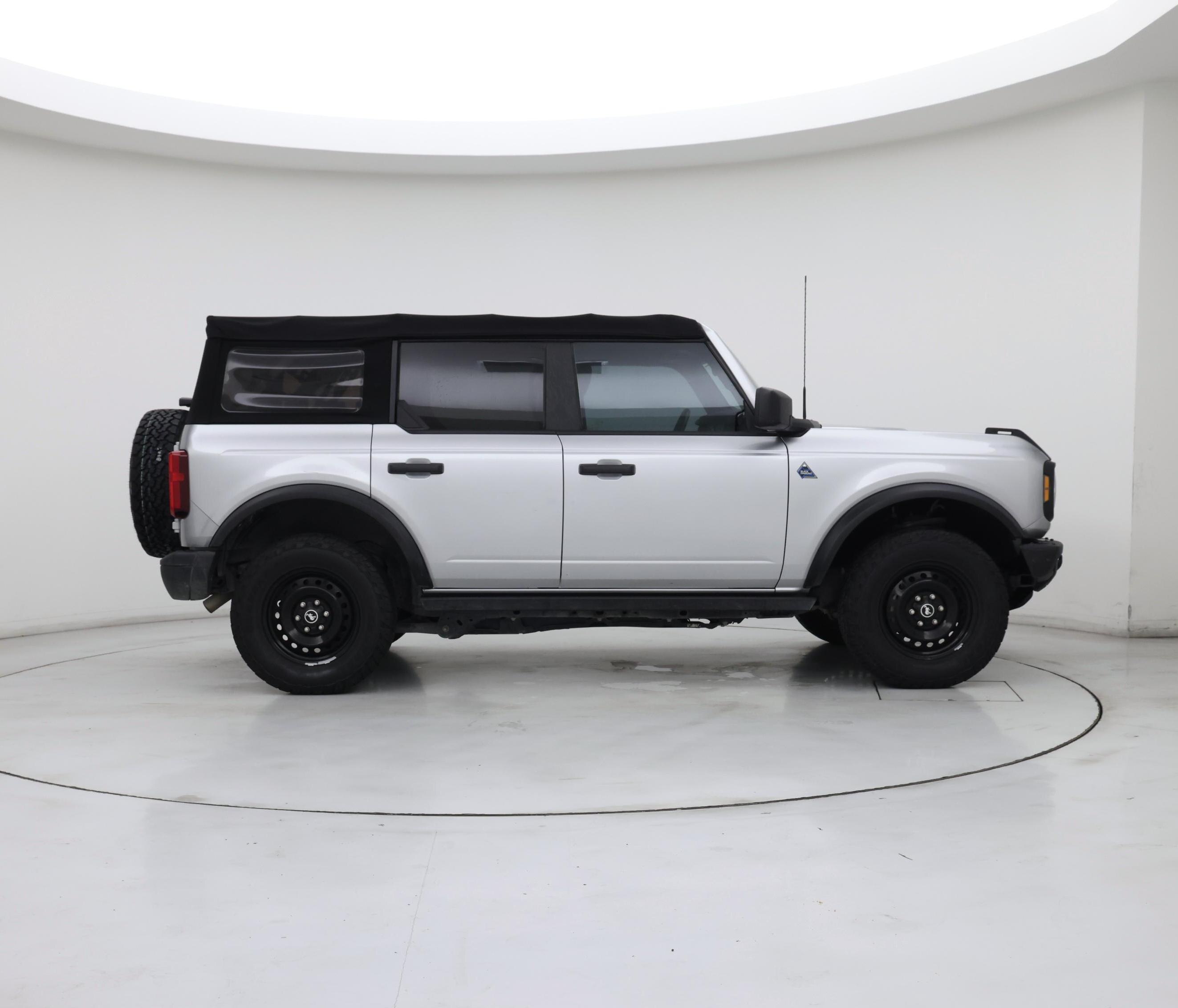 Thumbnail: 2022 Ford Bronco - 7