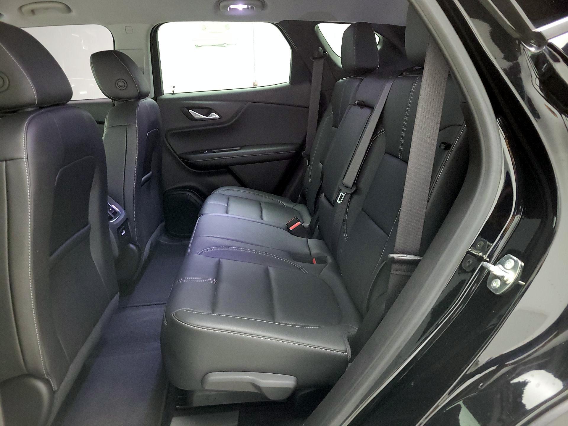 Thumbnail: 2024 Chevrolet Blazer - 19