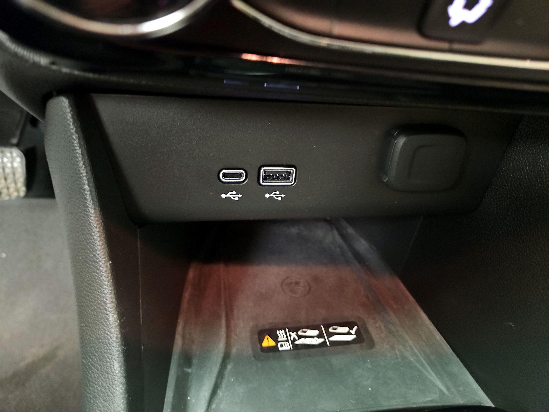 Thumbnail: 2025 Buick Encore GX - 18