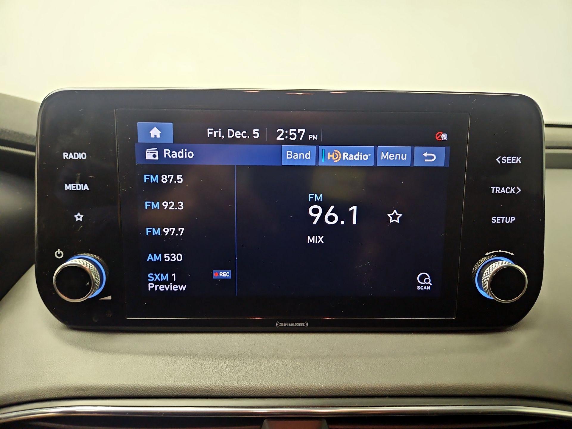 Thumbnail: 2022 Hyundai Santa Fe - 15