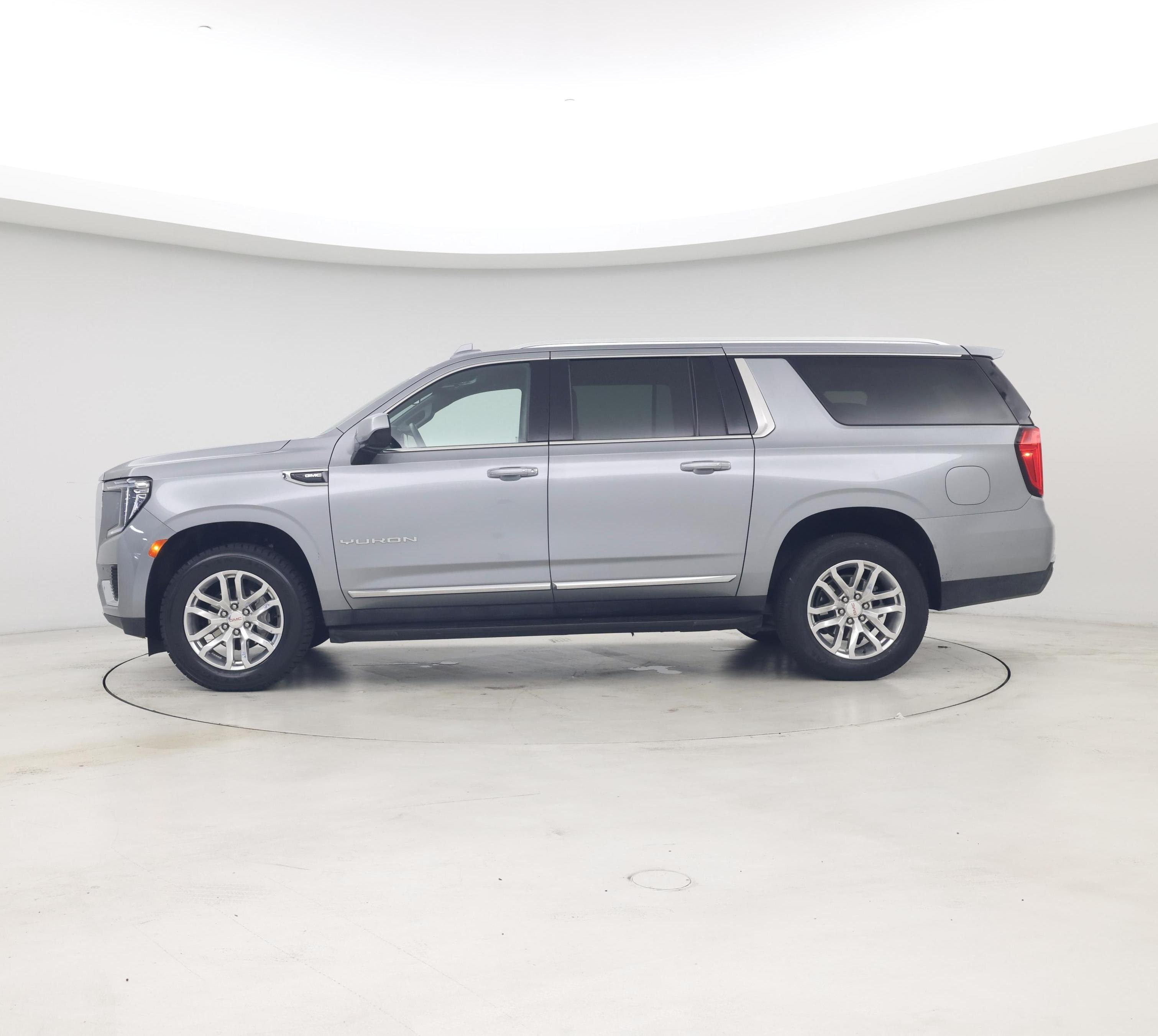 Thumbnail: 2023 GMC Yukon XL - 3