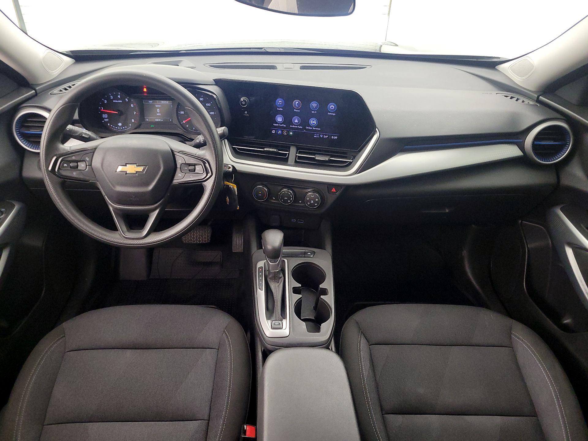 Thumbnail: 2024 Chevrolet Trax - 9