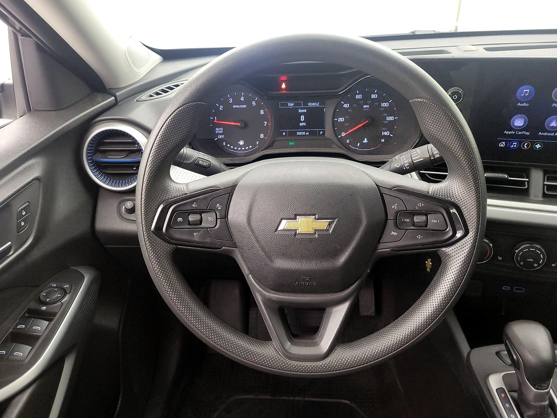 Thumbnail: 2024 Chevrolet Trax - 10