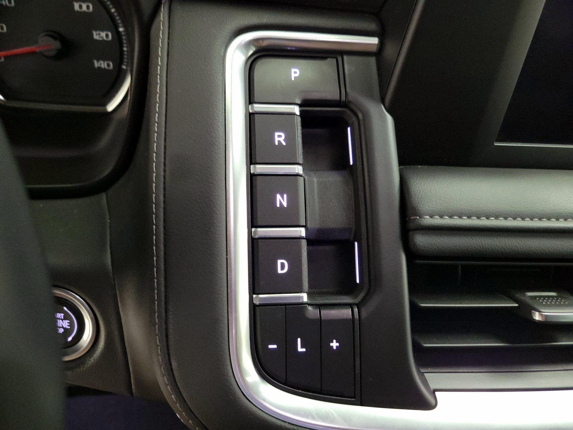 Thumbnail: 2023 Chevrolet Tahoe - 18