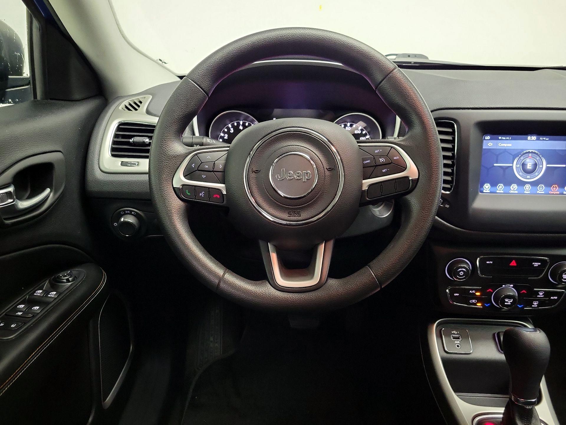 Thumbnail: 2021 Jeep Compass - 10