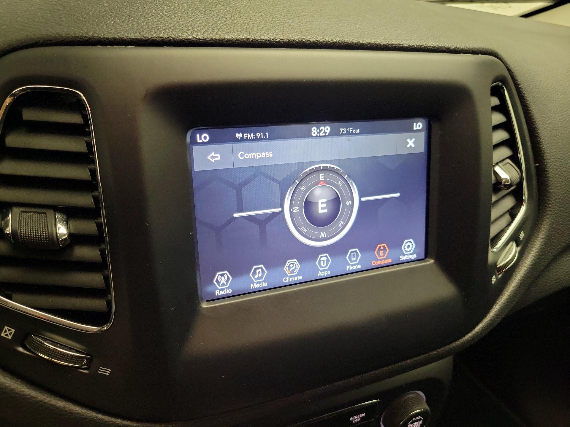 Thumbnail: 2021 Jeep Compass - 14