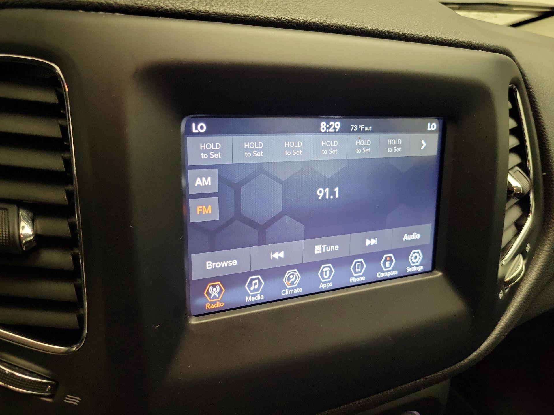 Thumbnail: 2021 Jeep Compass - 16