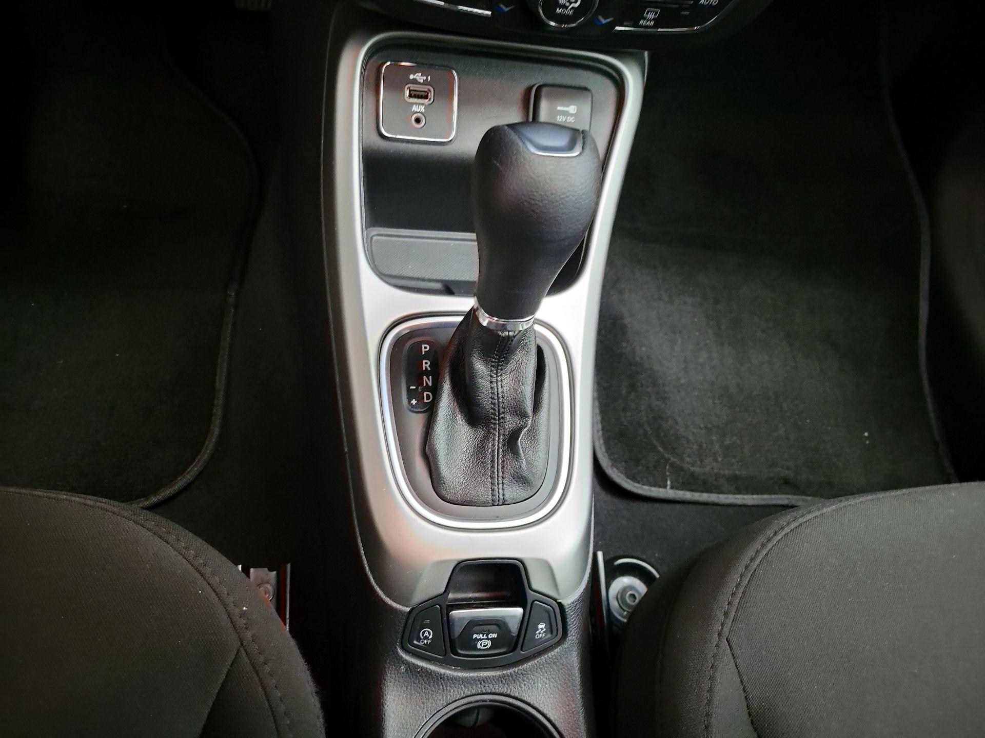 Thumbnail: 2021 Jeep Compass - 18