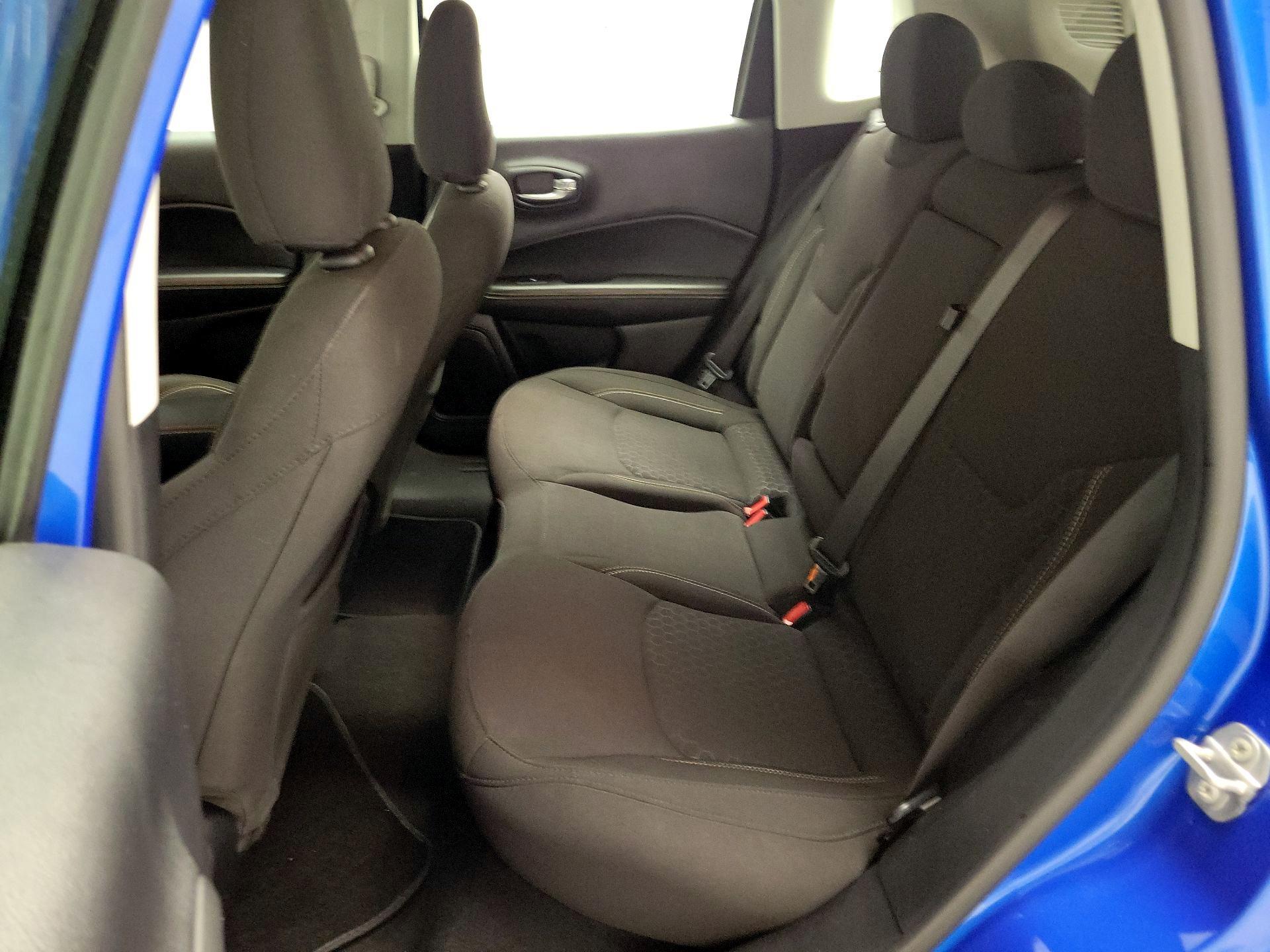 Thumbnail: 2021 Jeep Compass - 20