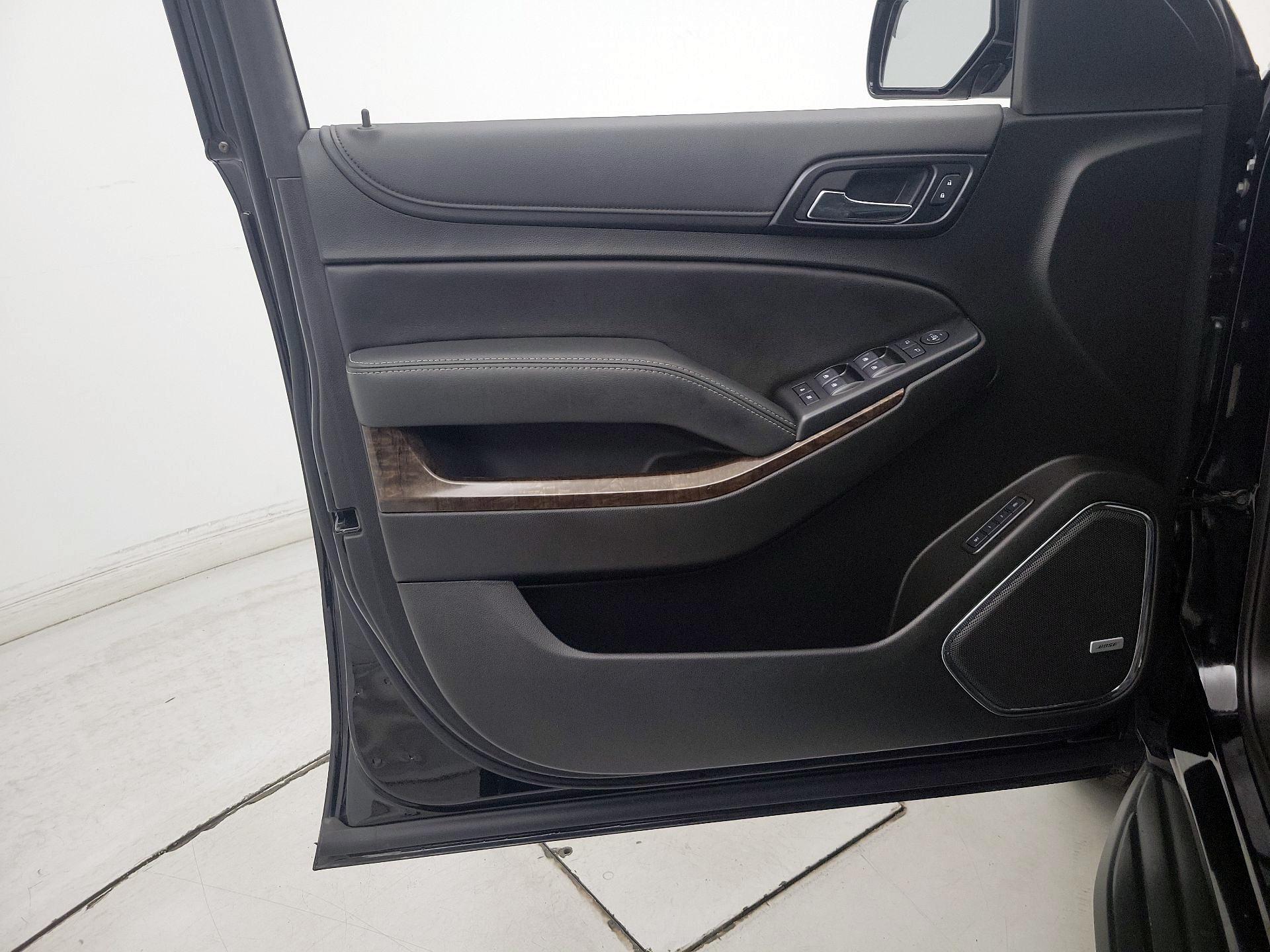 Thumbnail: 2020 Chevrolet Tahoe - 12