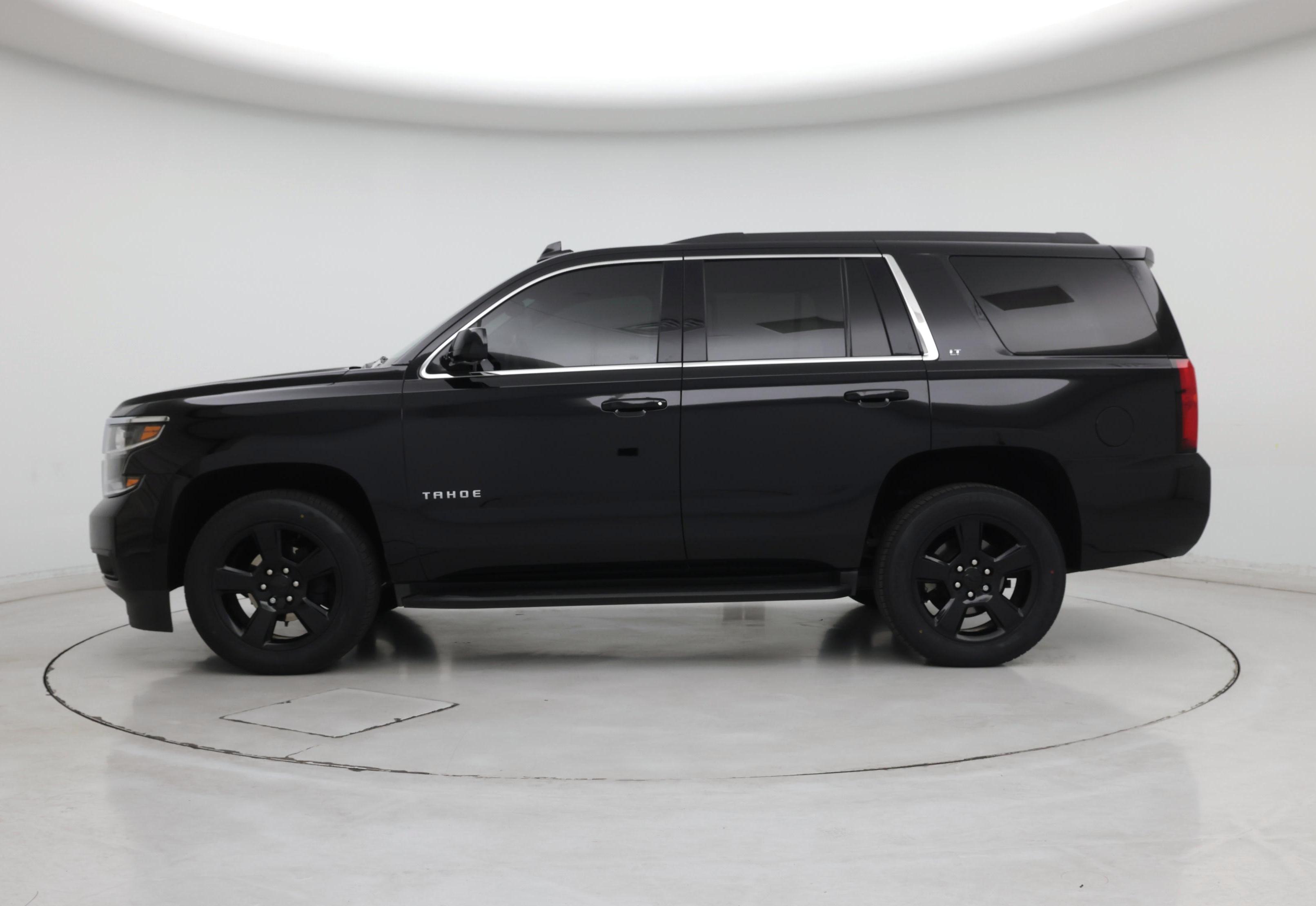 Thumbnail: 2020 Chevrolet Tahoe - 3