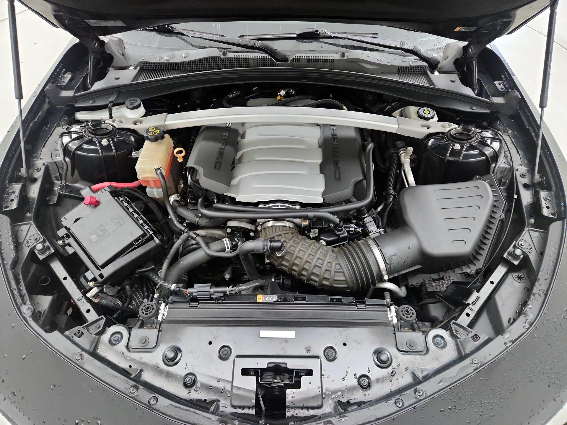 Thumbnail: 2018 Chevrolet Camaro - 17