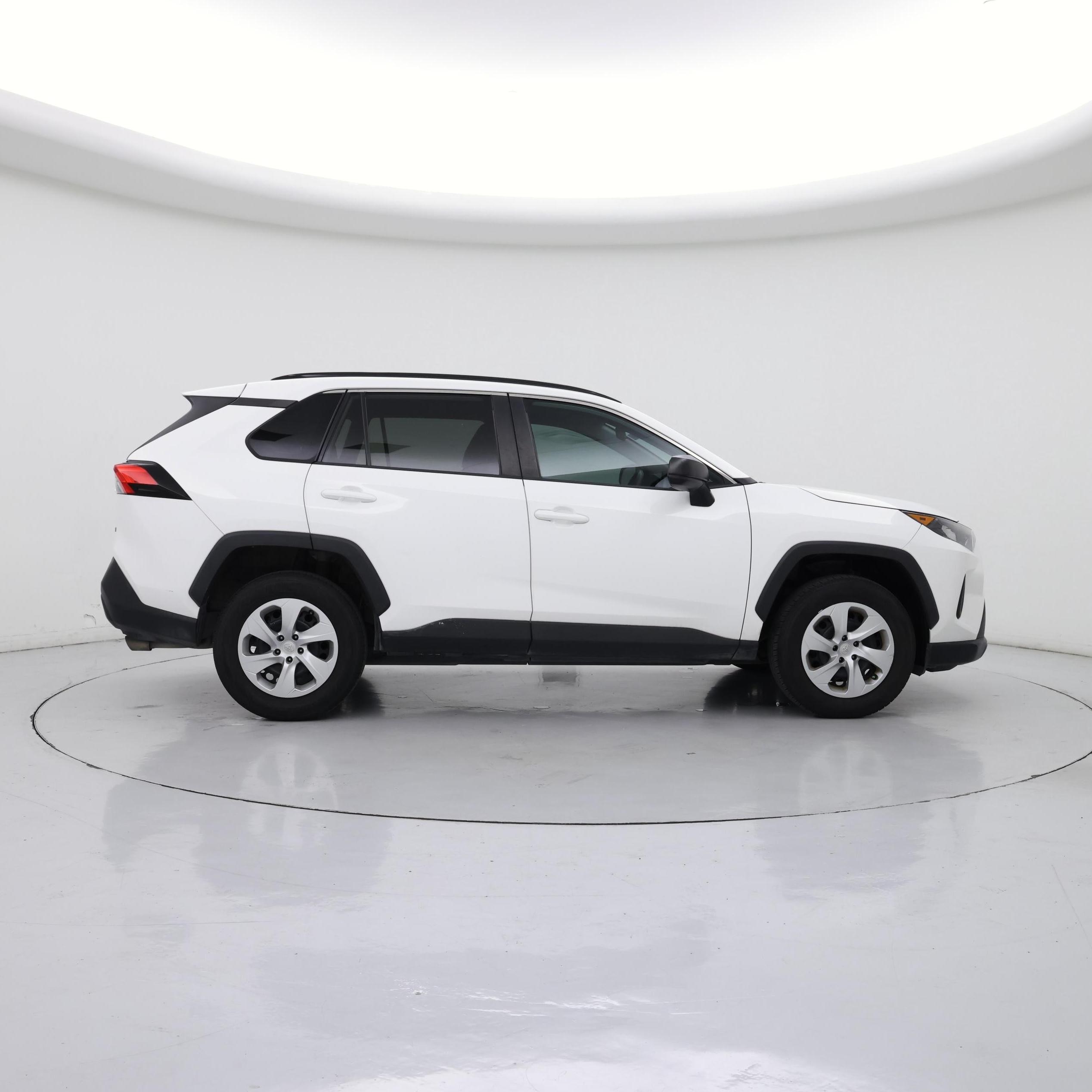 Thumbnail: 2020 Toyota RAV4 - 7