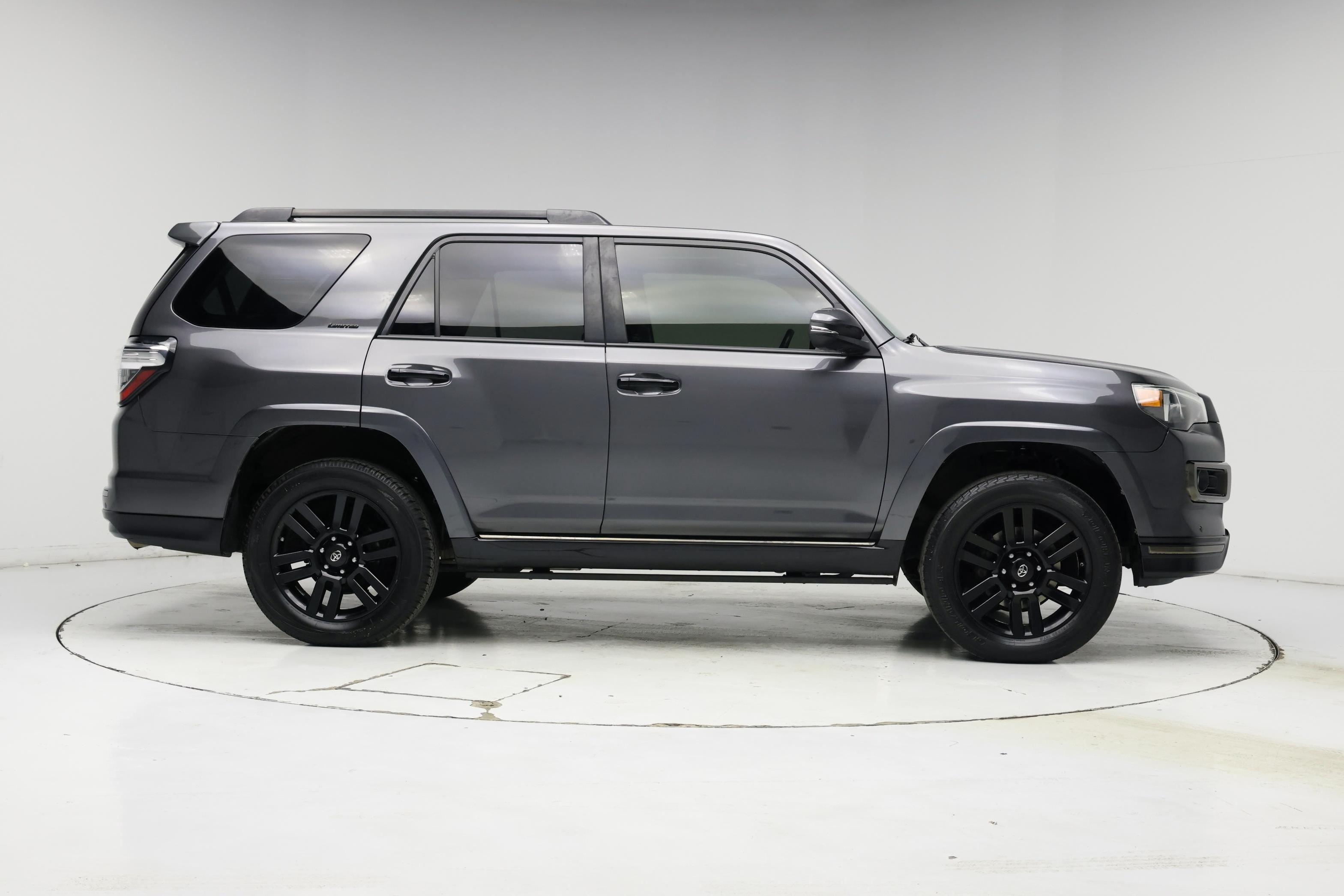 Thumbnail: 2020 Toyota 4Runner - 7