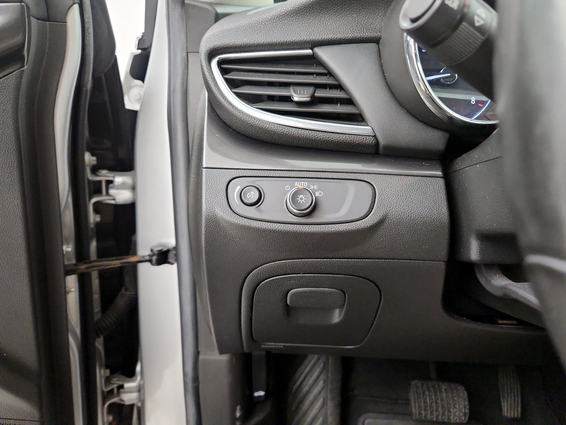 Thumbnail: 2018 Buick Encore - 13